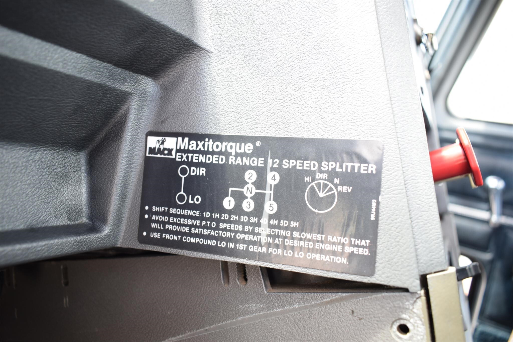 1993 Mack CH613 Semi Trucks/Trailer