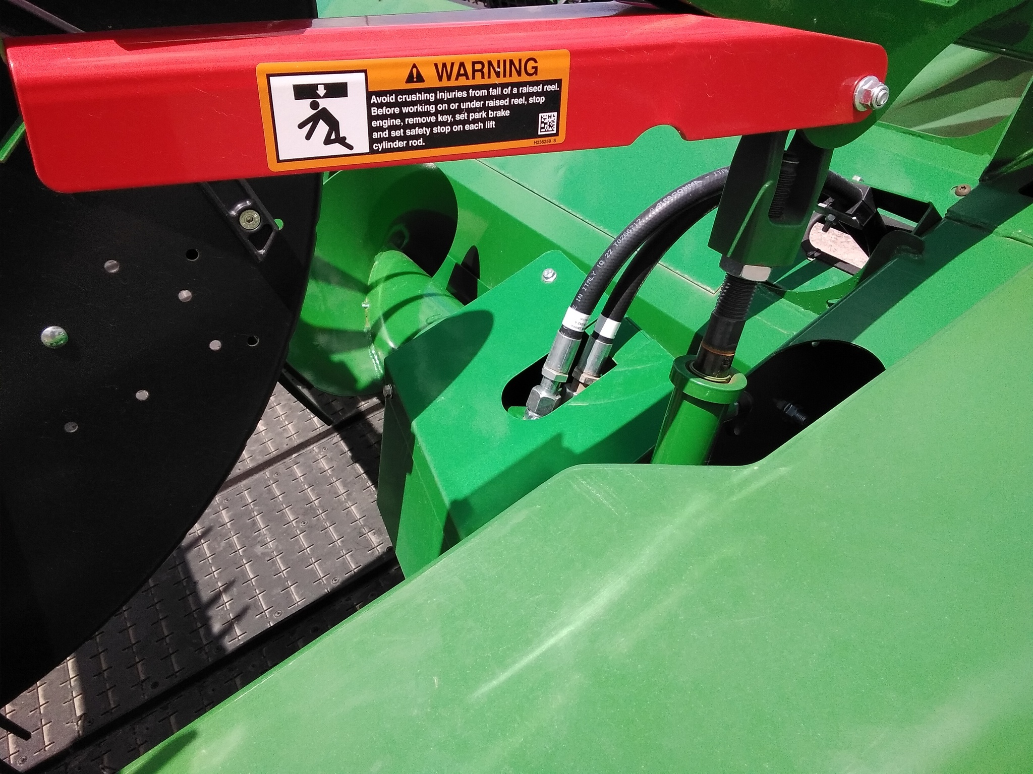 2022 John Deere HD50R Platform