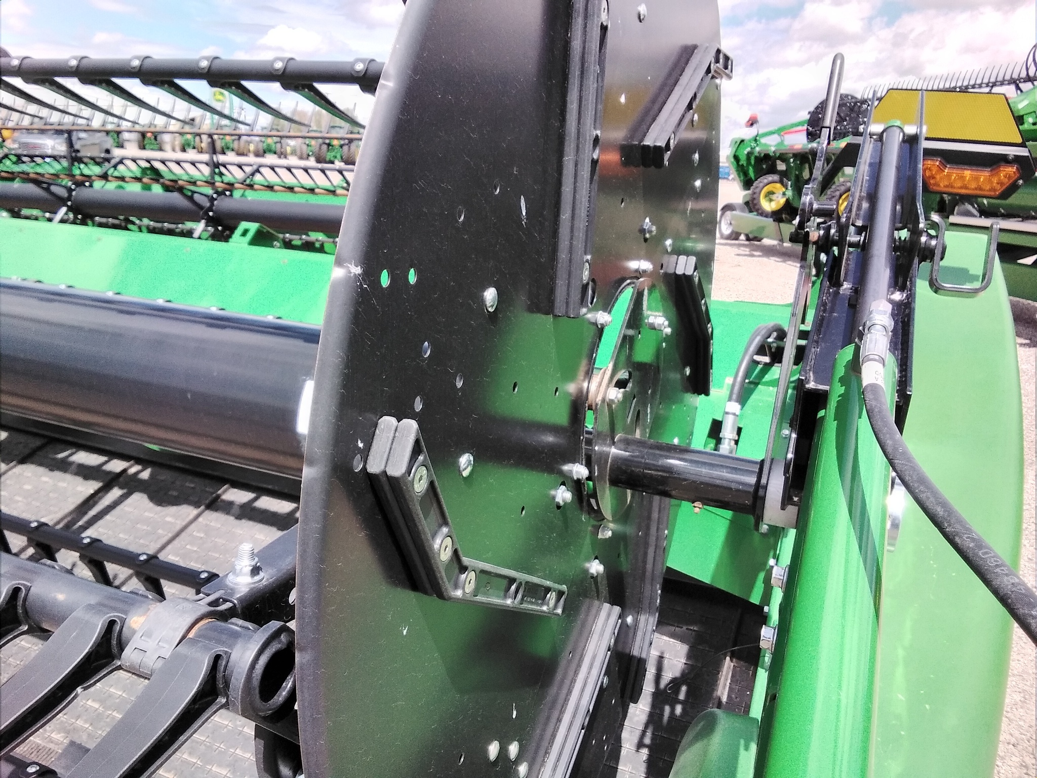 2022 John Deere HD50R Platform