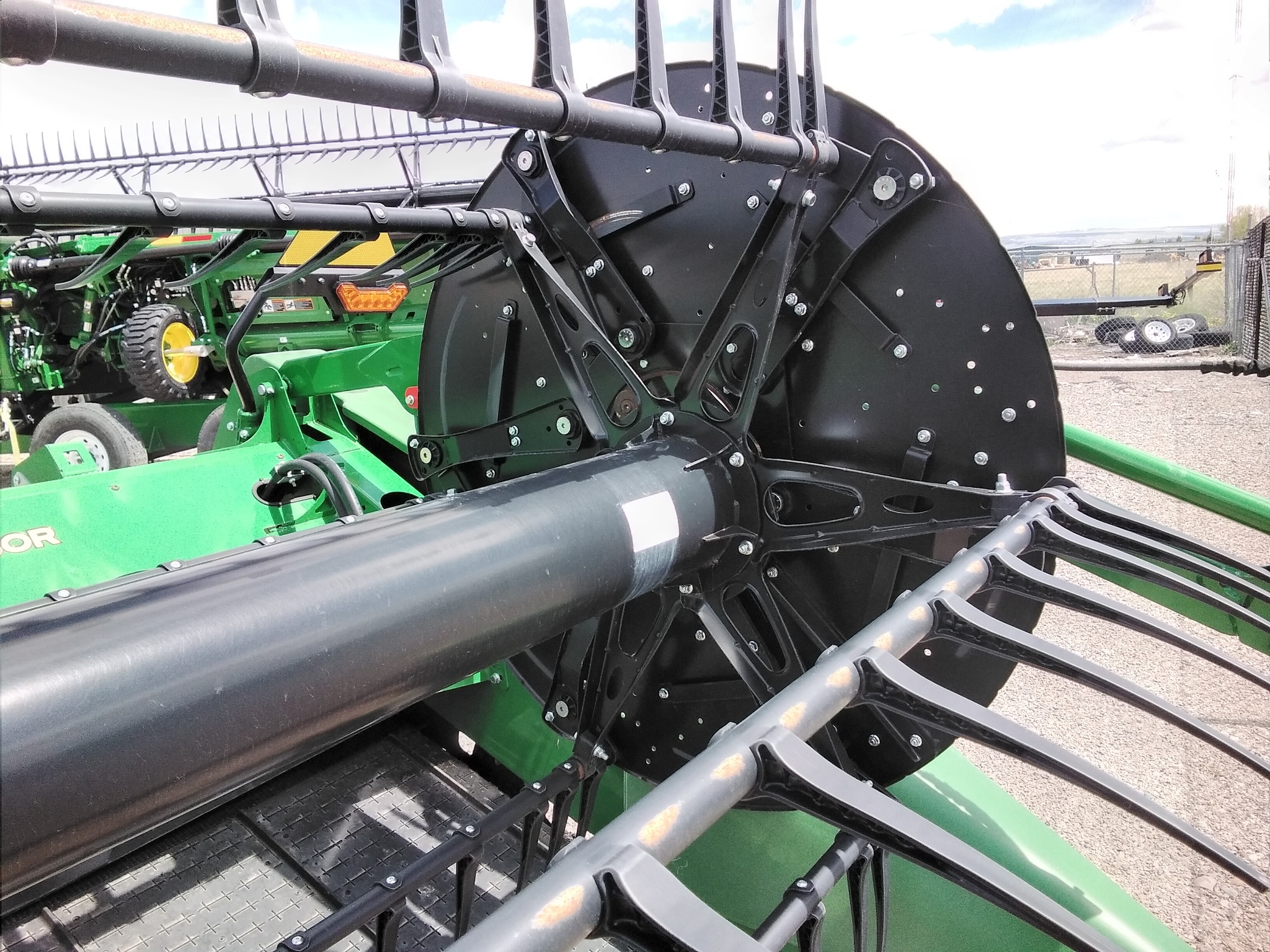 2022 John Deere HD50R Platform