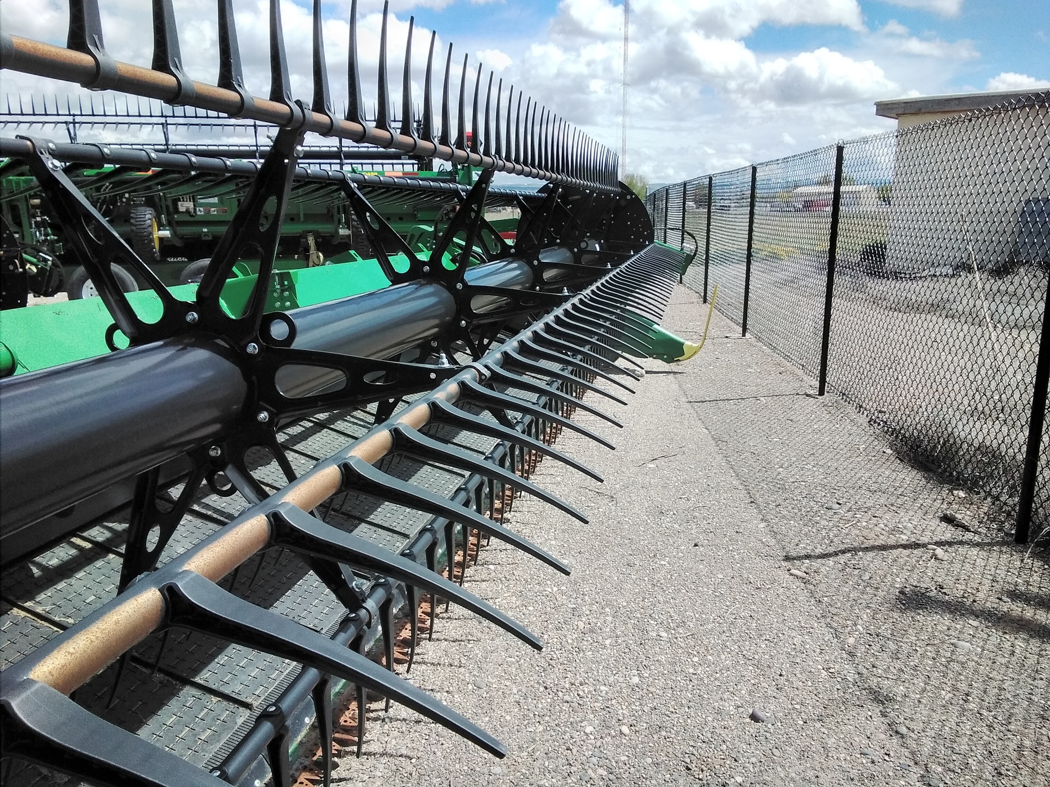 2022 John Deere HD50R Platform