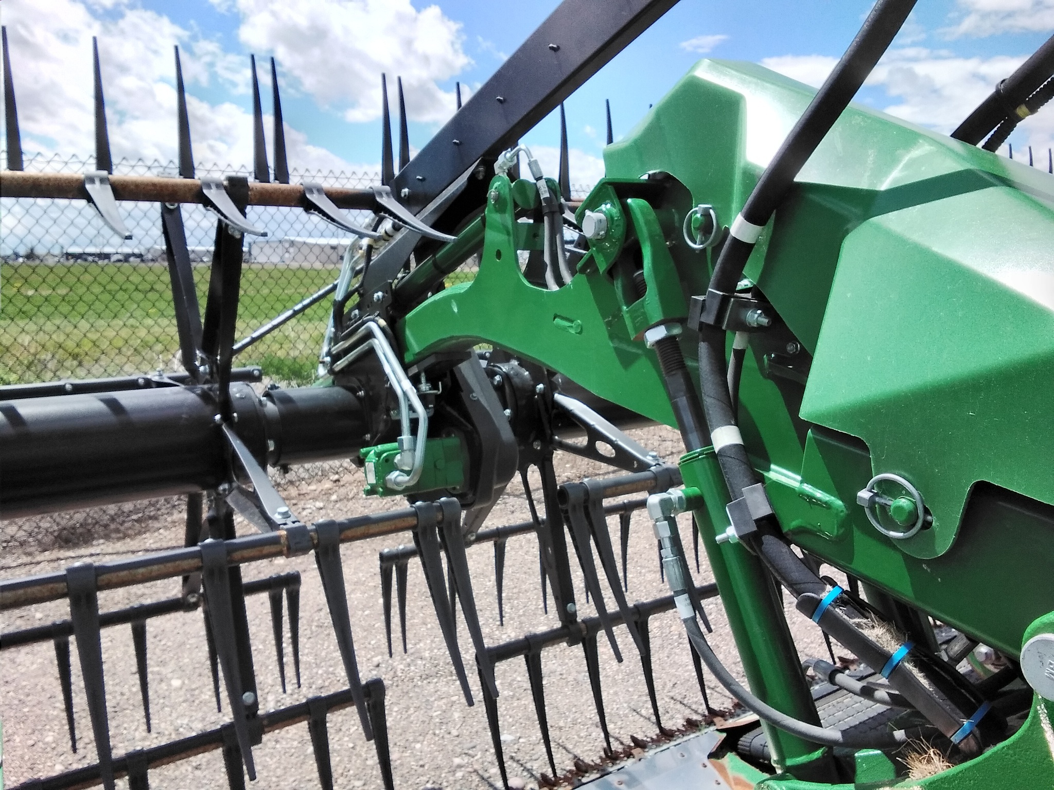 2022 John Deere HD50R Platform