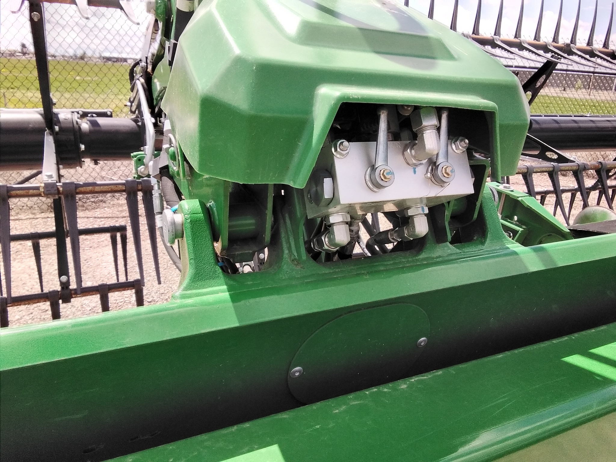 2022 John Deere HD50R Platform