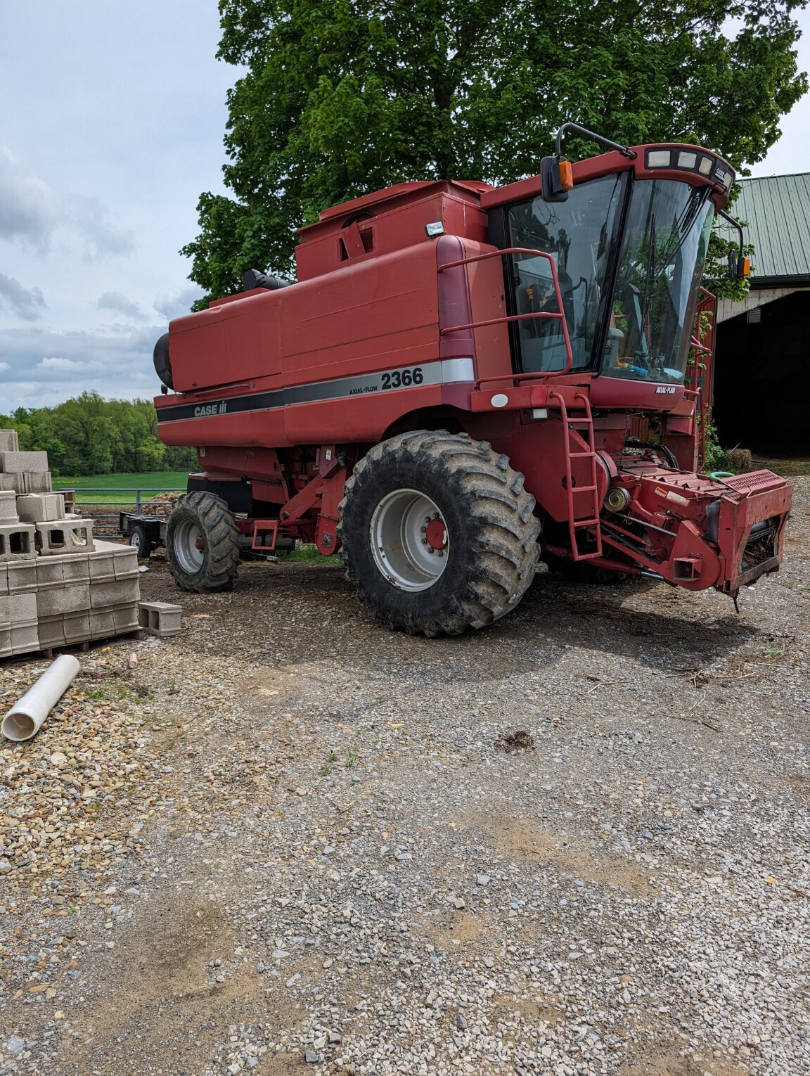 2000 Case IH 2366 Combine