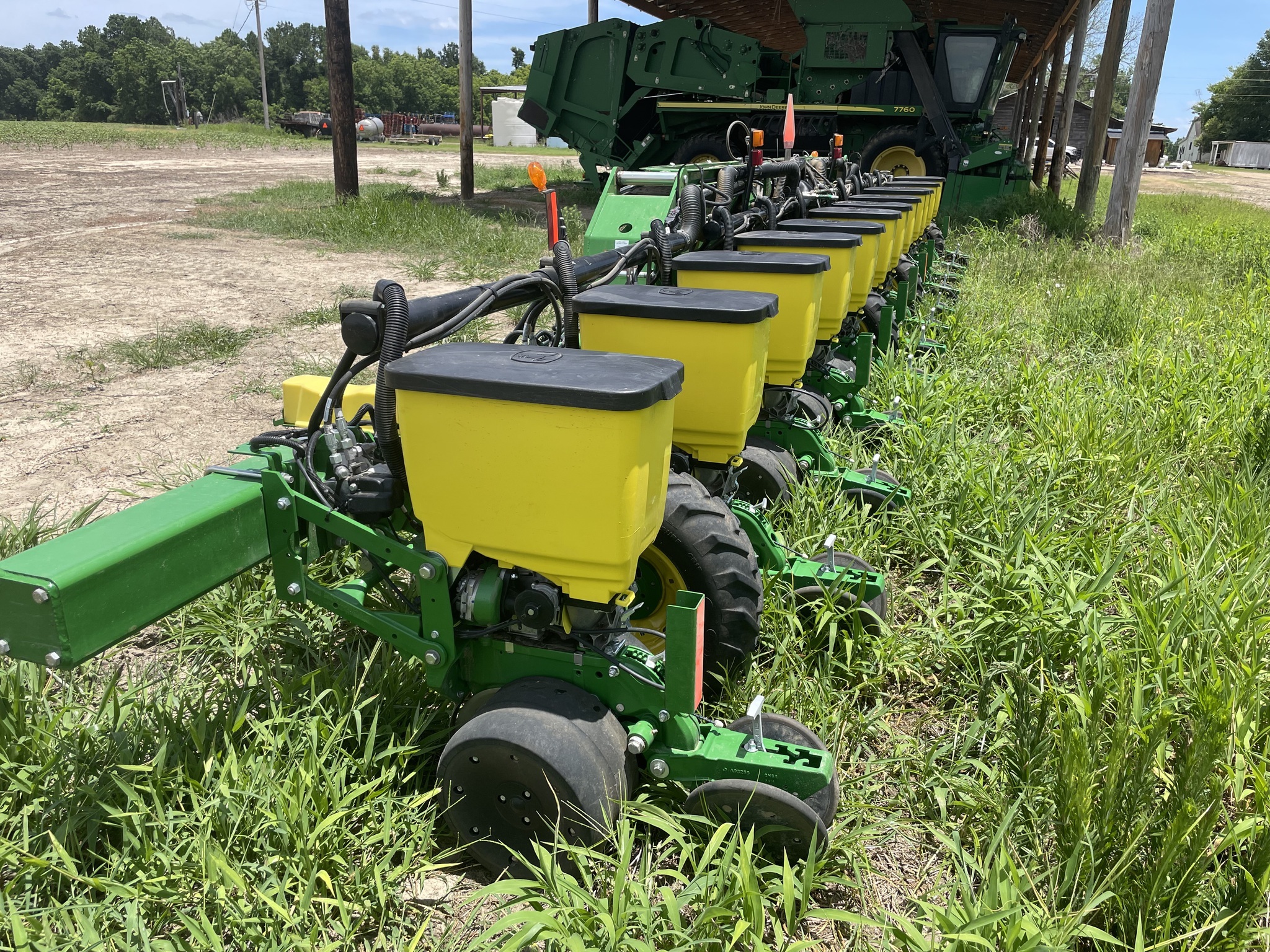 2024 John Deere 1725 Planter