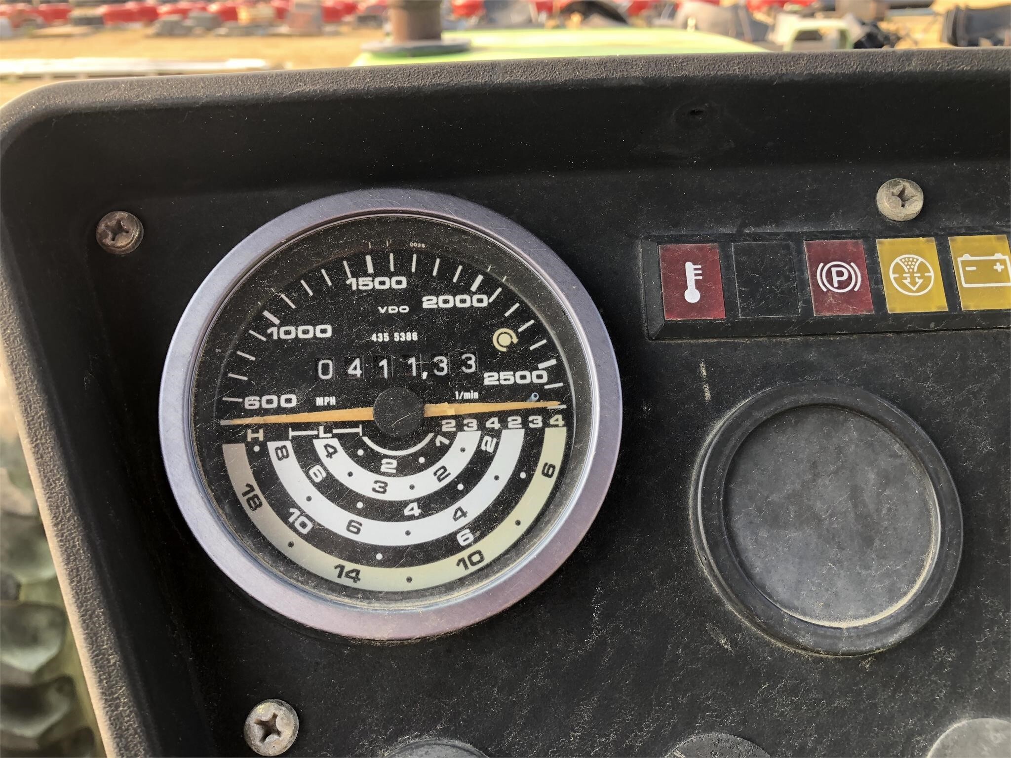 1986 Deutz-Allis 6250 Tractor