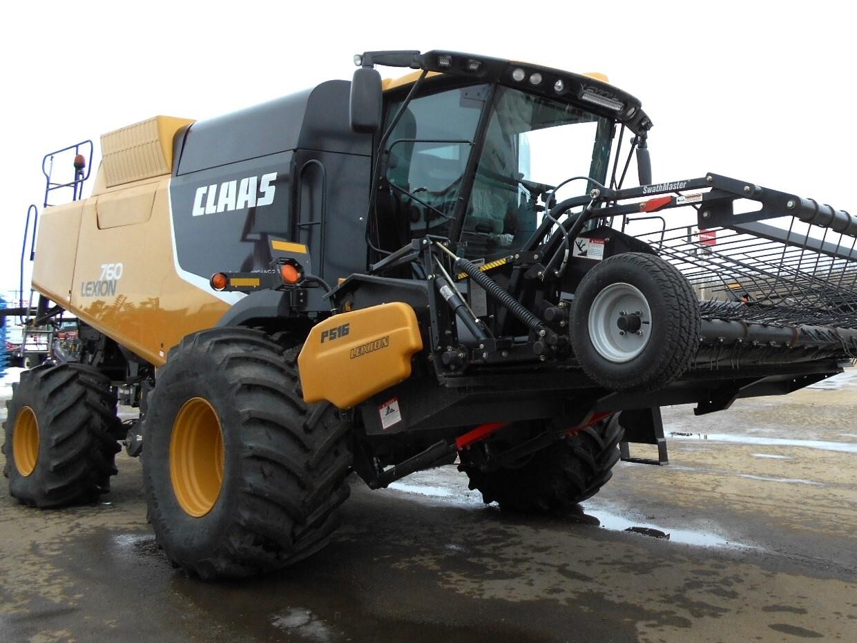 2011 Claas Lexion 760 Combine
