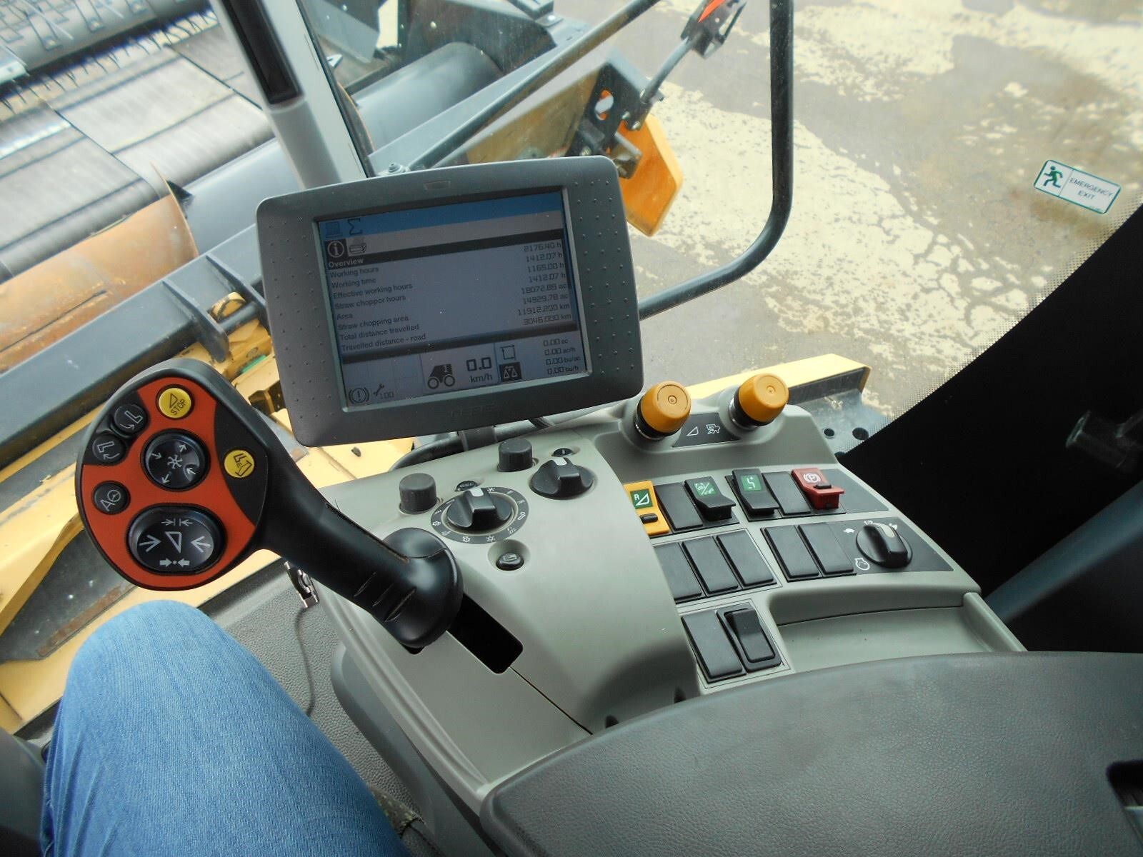 2011 Claas Lexion 760 Combine