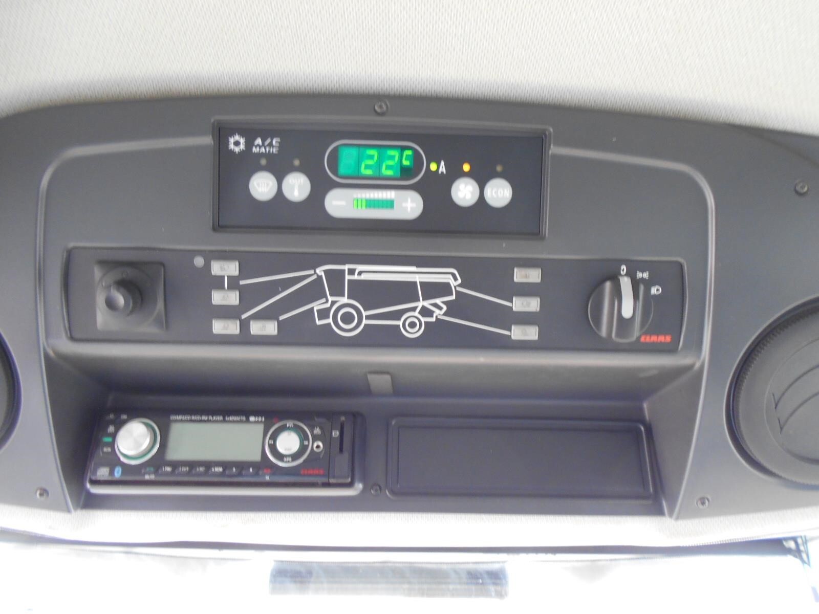 2011 Claas Lexion 760 Combine