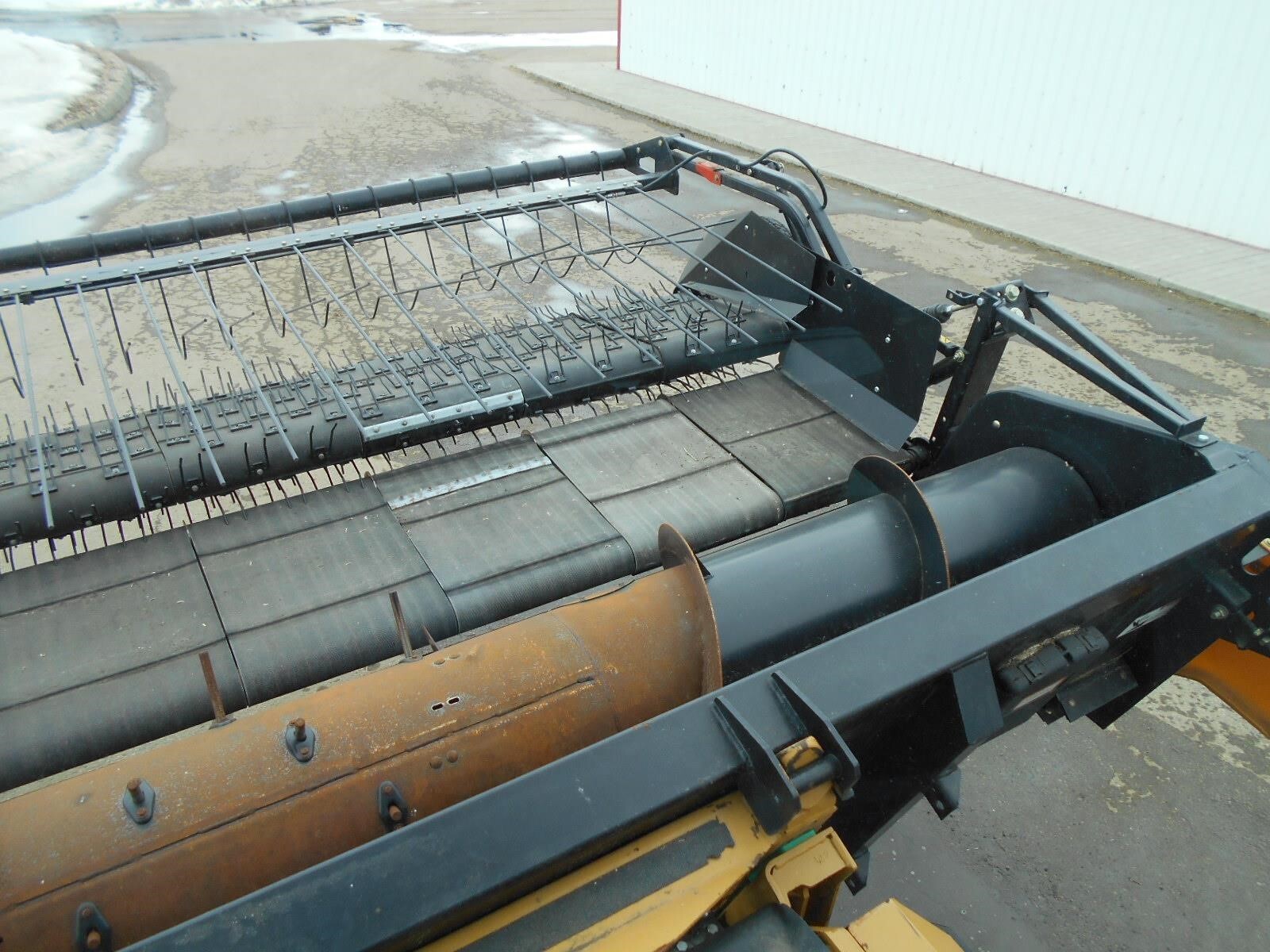 2011 Claas Lexion 760 Combine