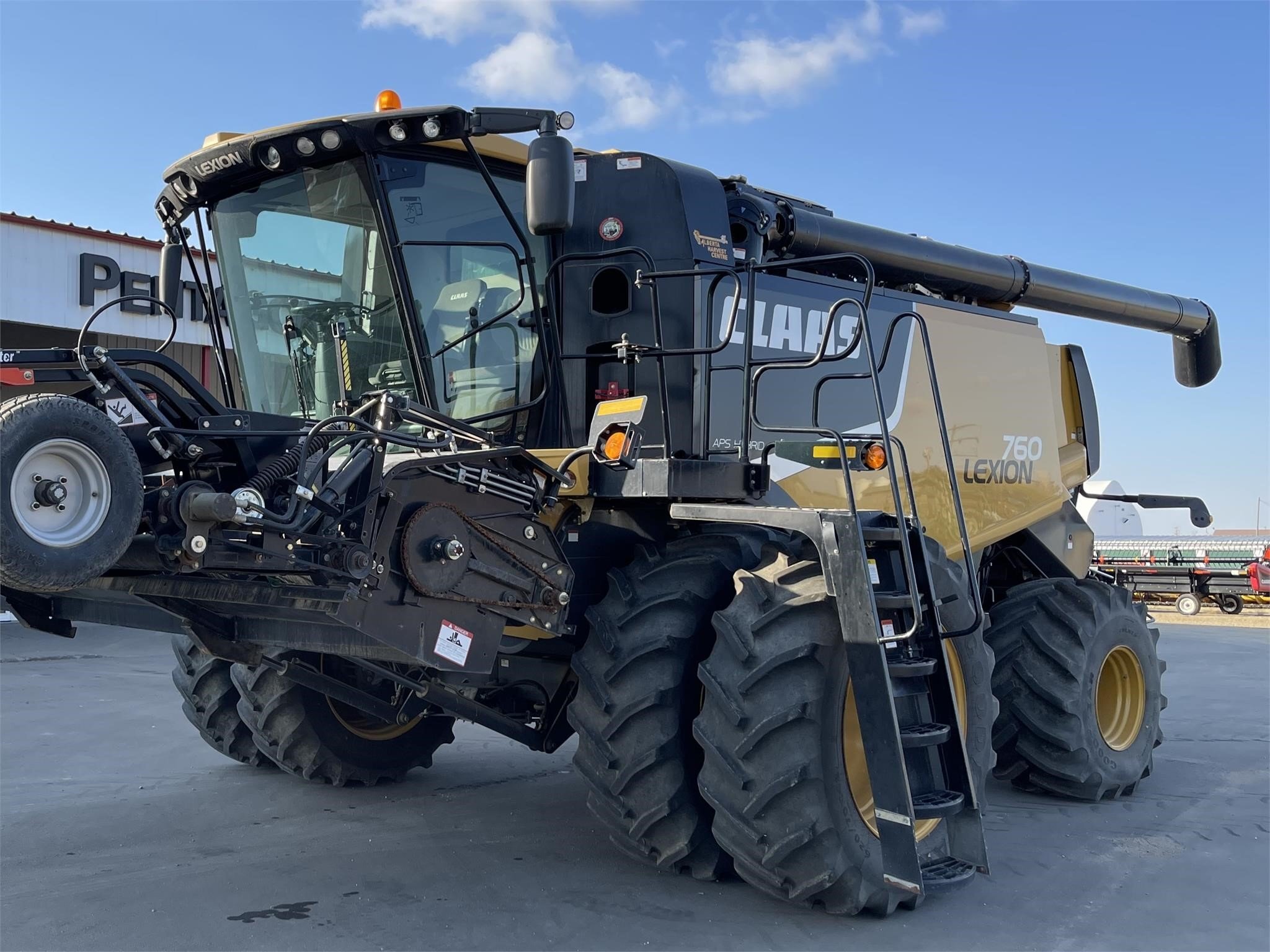2013 Claas Lexion 760 Combine