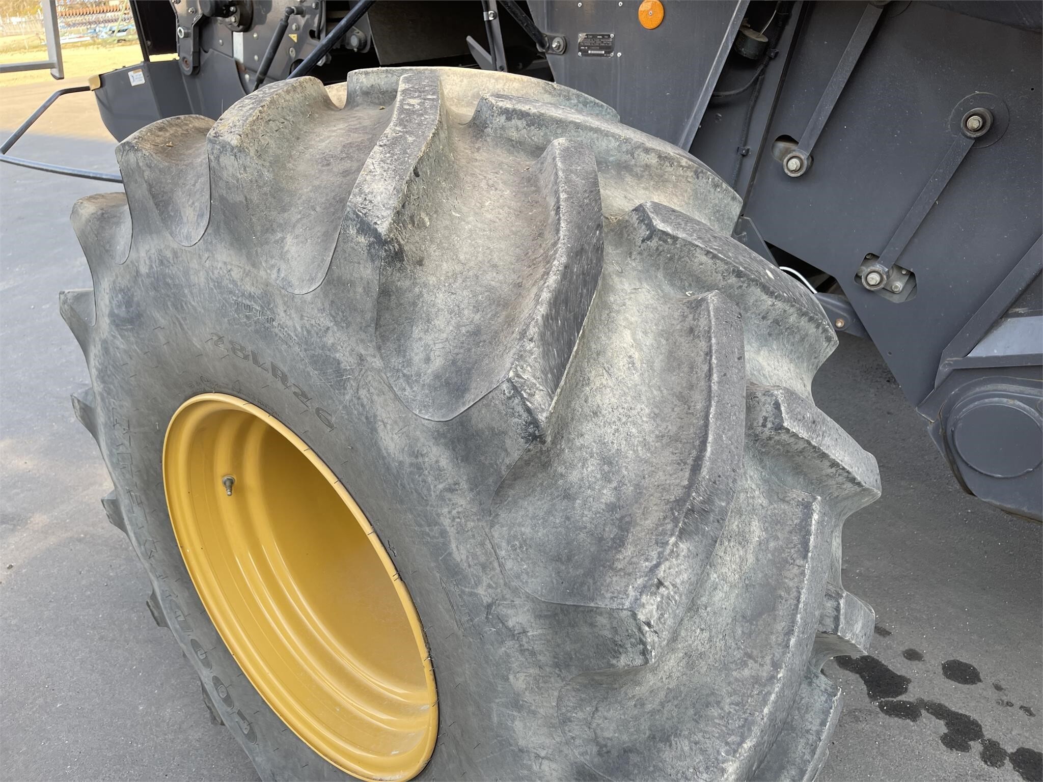 2013 Claas Lexion 760 Combine