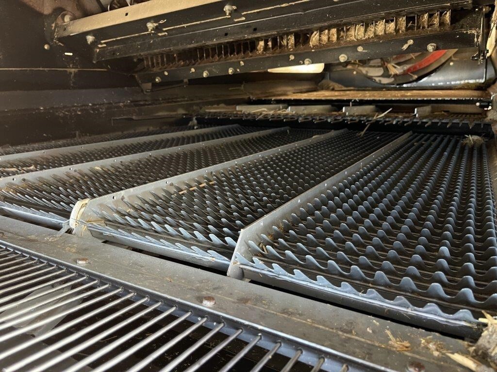 2010 Case IH 7120 Combine