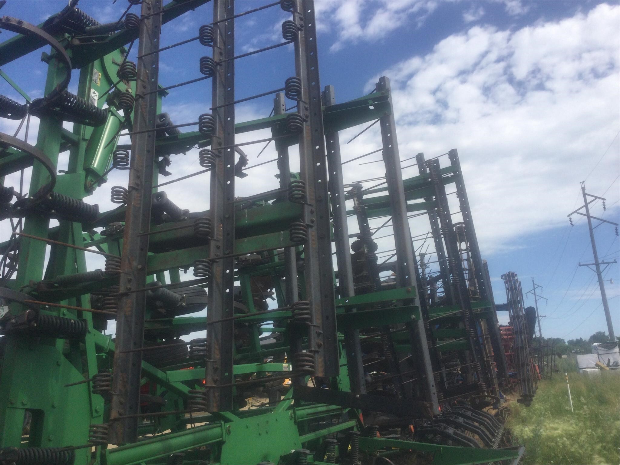  John Deere 985 Field Cultivator