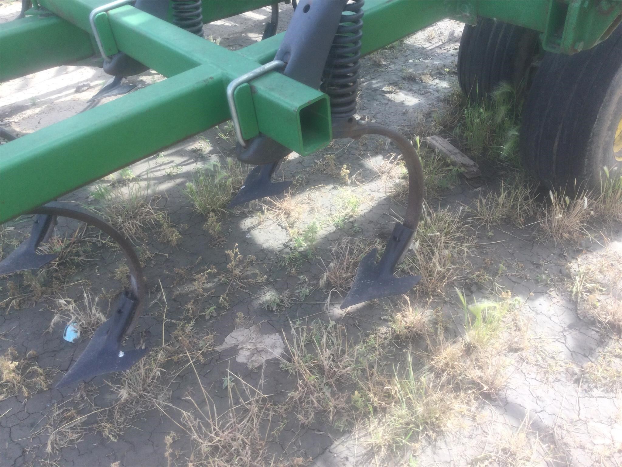  John Deere 985 Field Cultivator