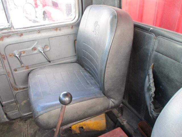 1986 Mack R686ST Semi Trucks/Trailer