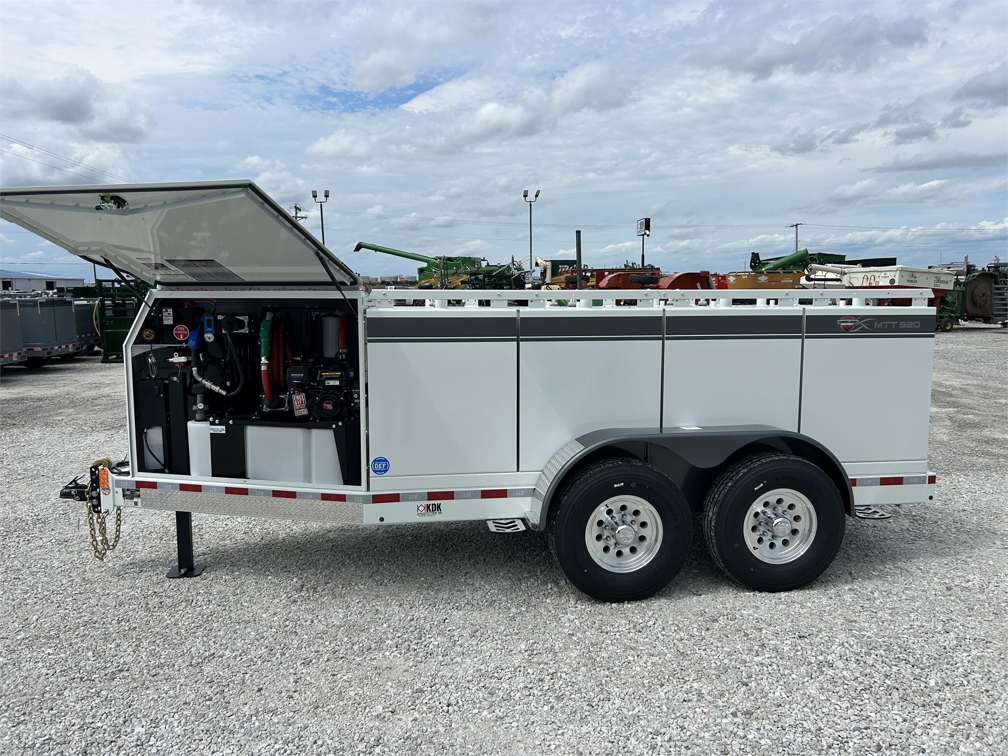 2025 Thunder Creek MTT920 Fuel Trucks/Trailer