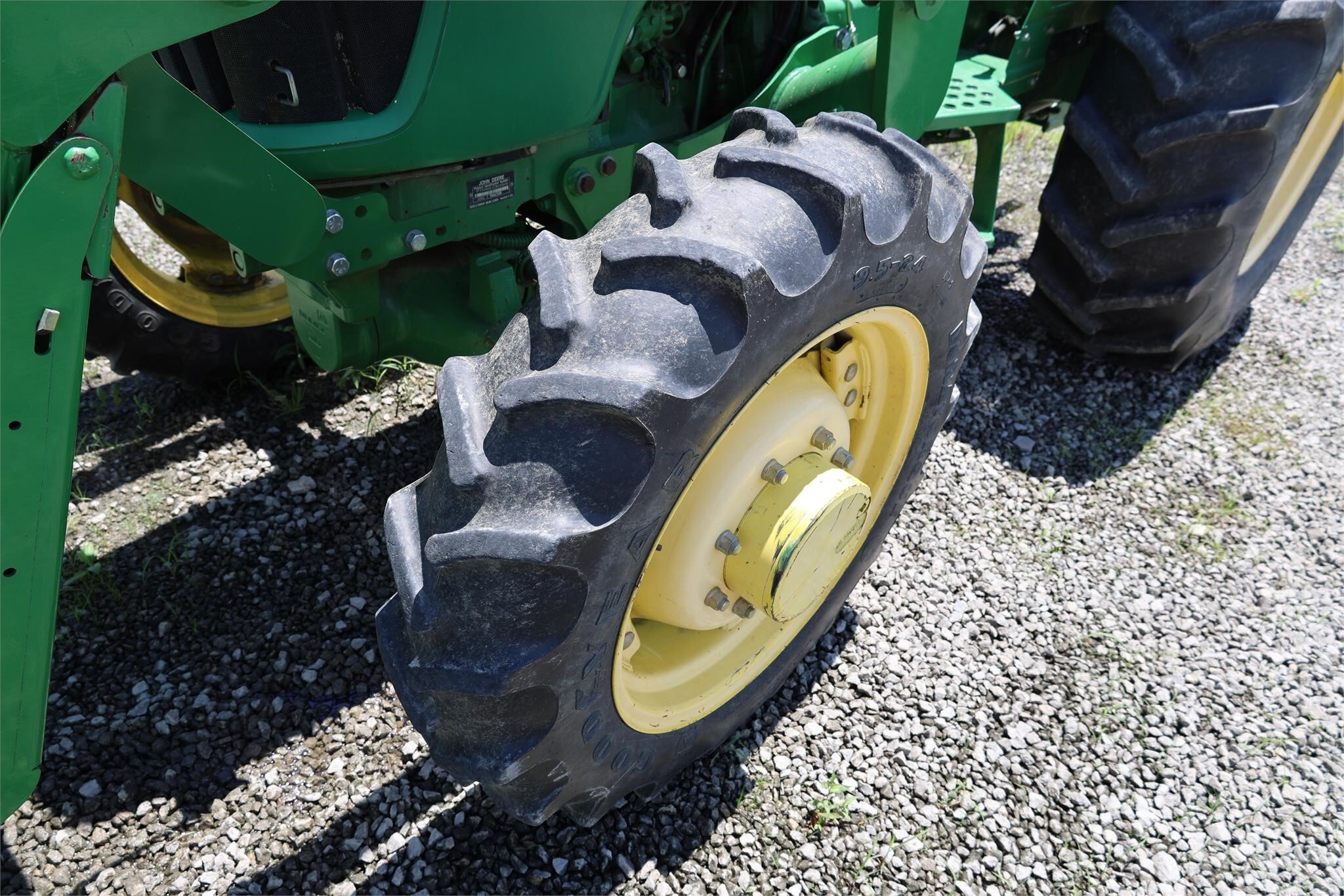 2013 John Deere 5065E Tractor