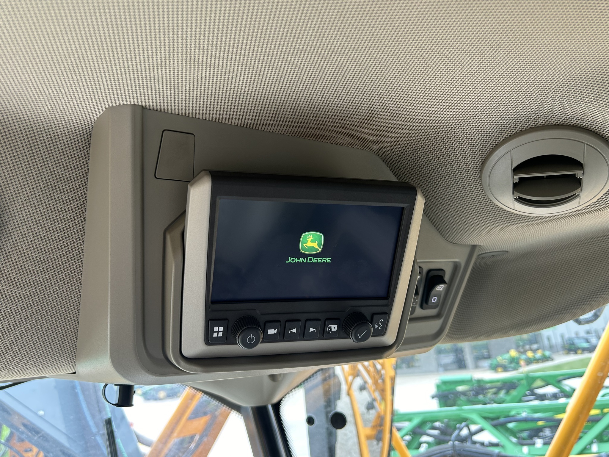 2022 Hagie STS12 Self-Propelled Sprayer