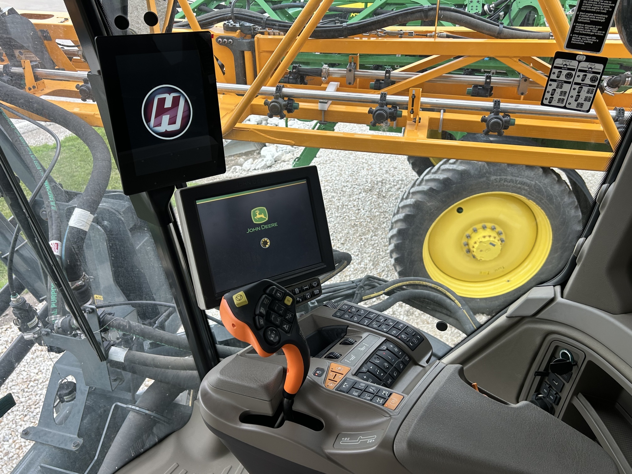 2022 Hagie STS12 Self-Propelled Sprayer