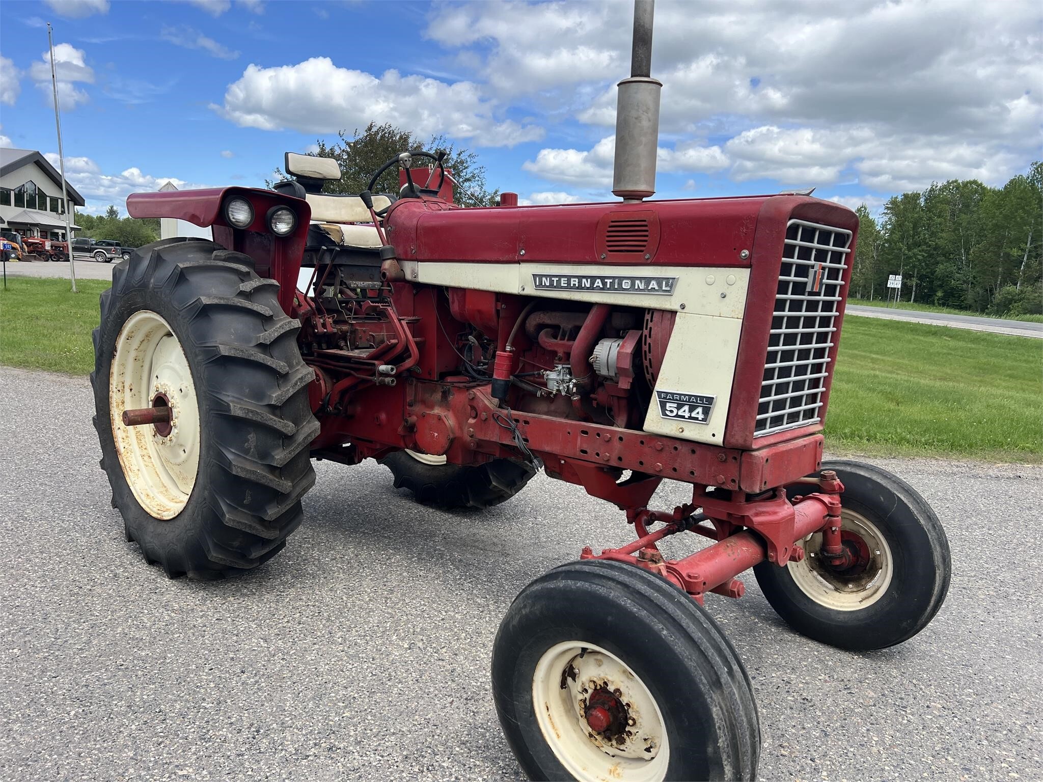 1969 International 544 Tractor