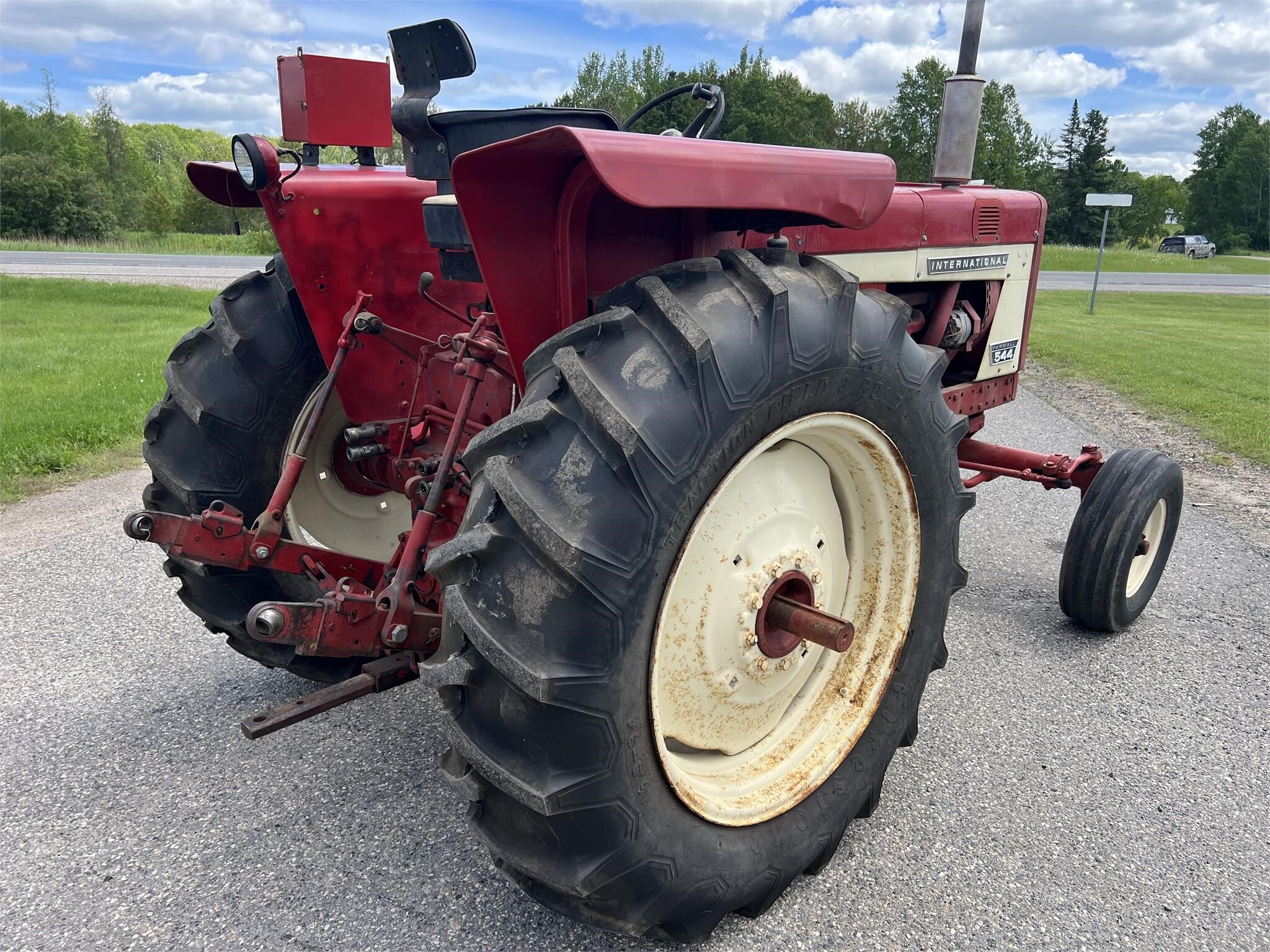 1969 International 544 Tractor