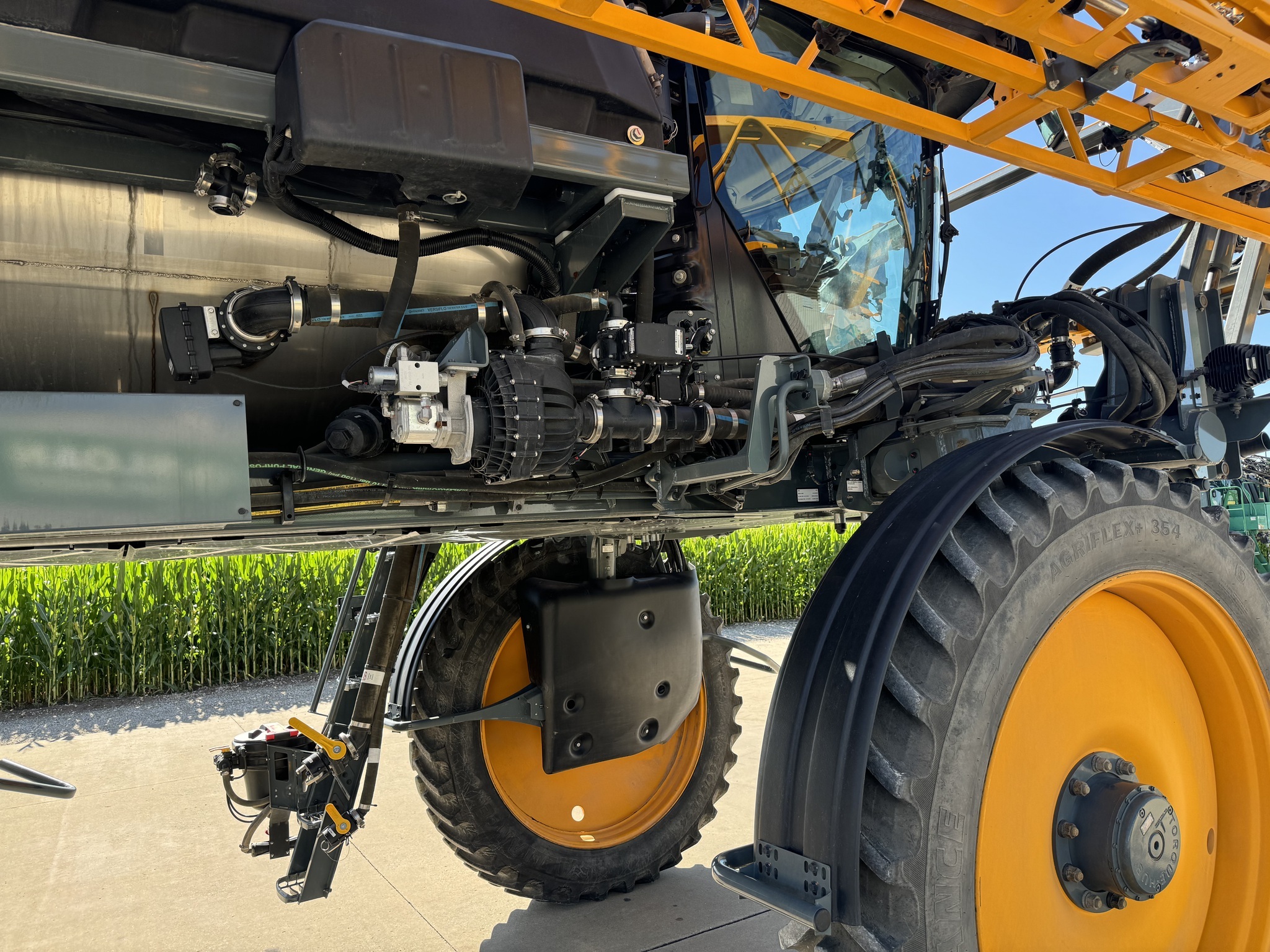 2022 Hagie STS12 Self-Propelled Sprayer