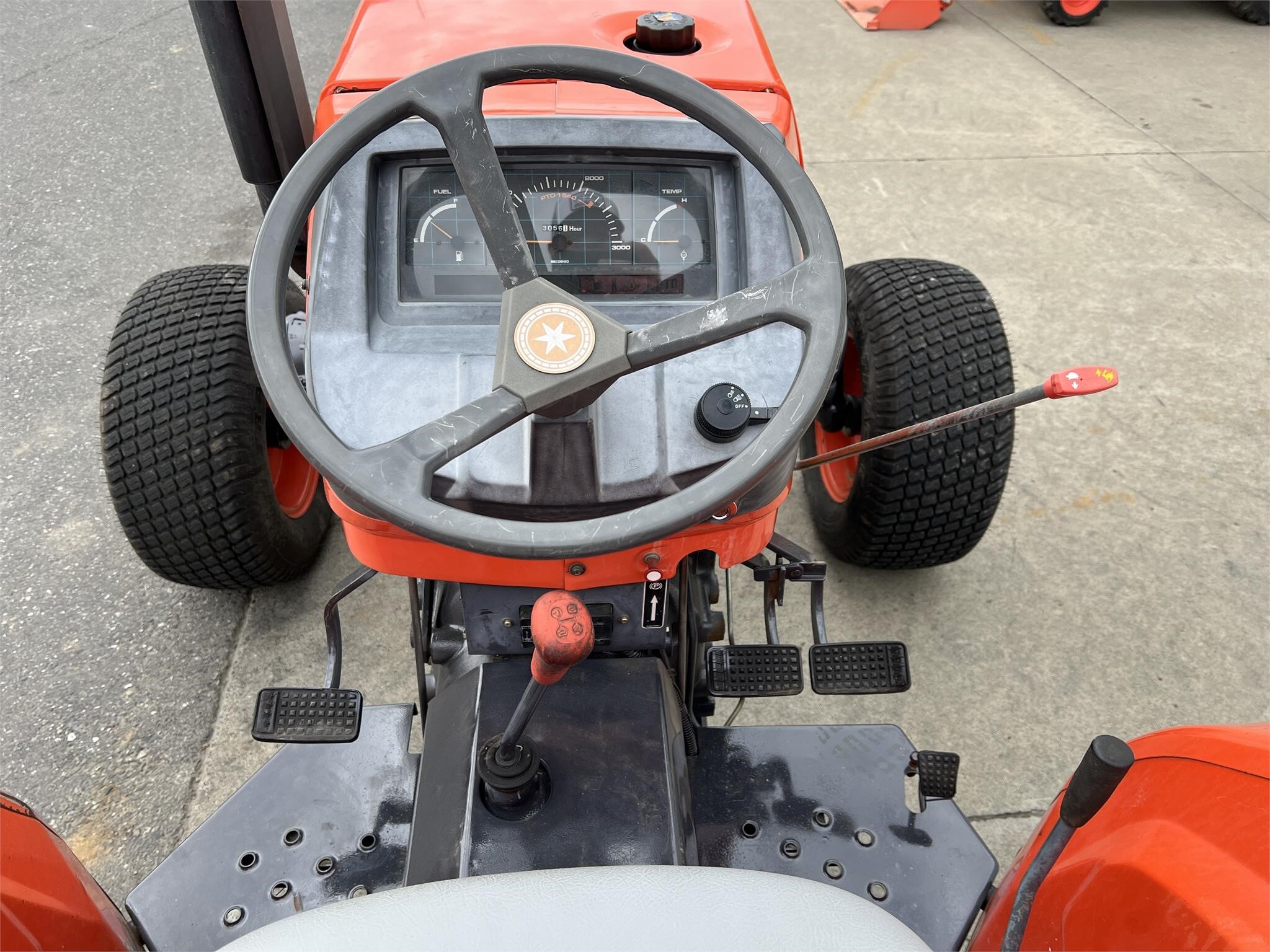  Kubota M4700 Tractor