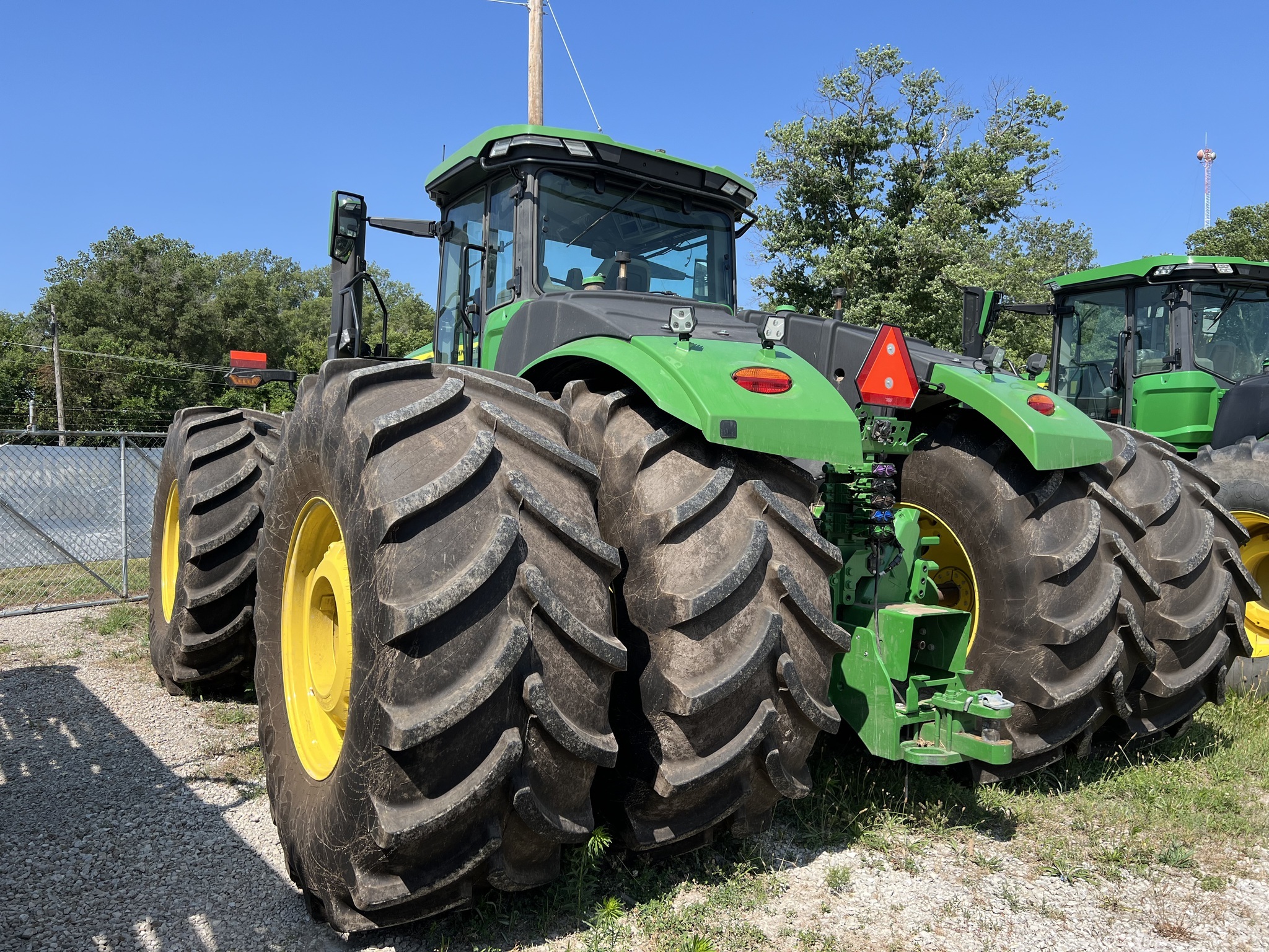 2023 John Deere 9R 490 Tractor