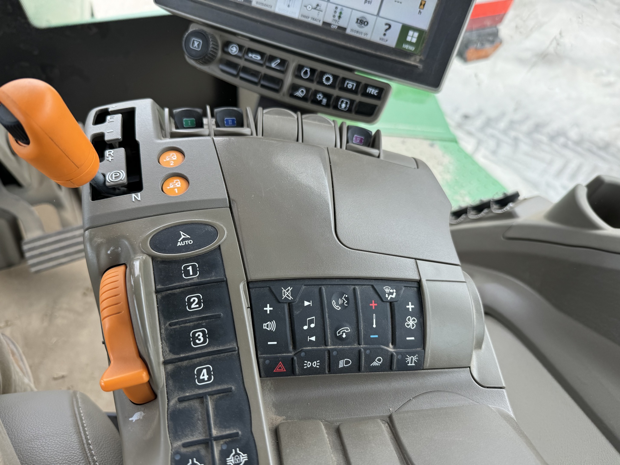 2023 John Deere 9RX 640 Tractor