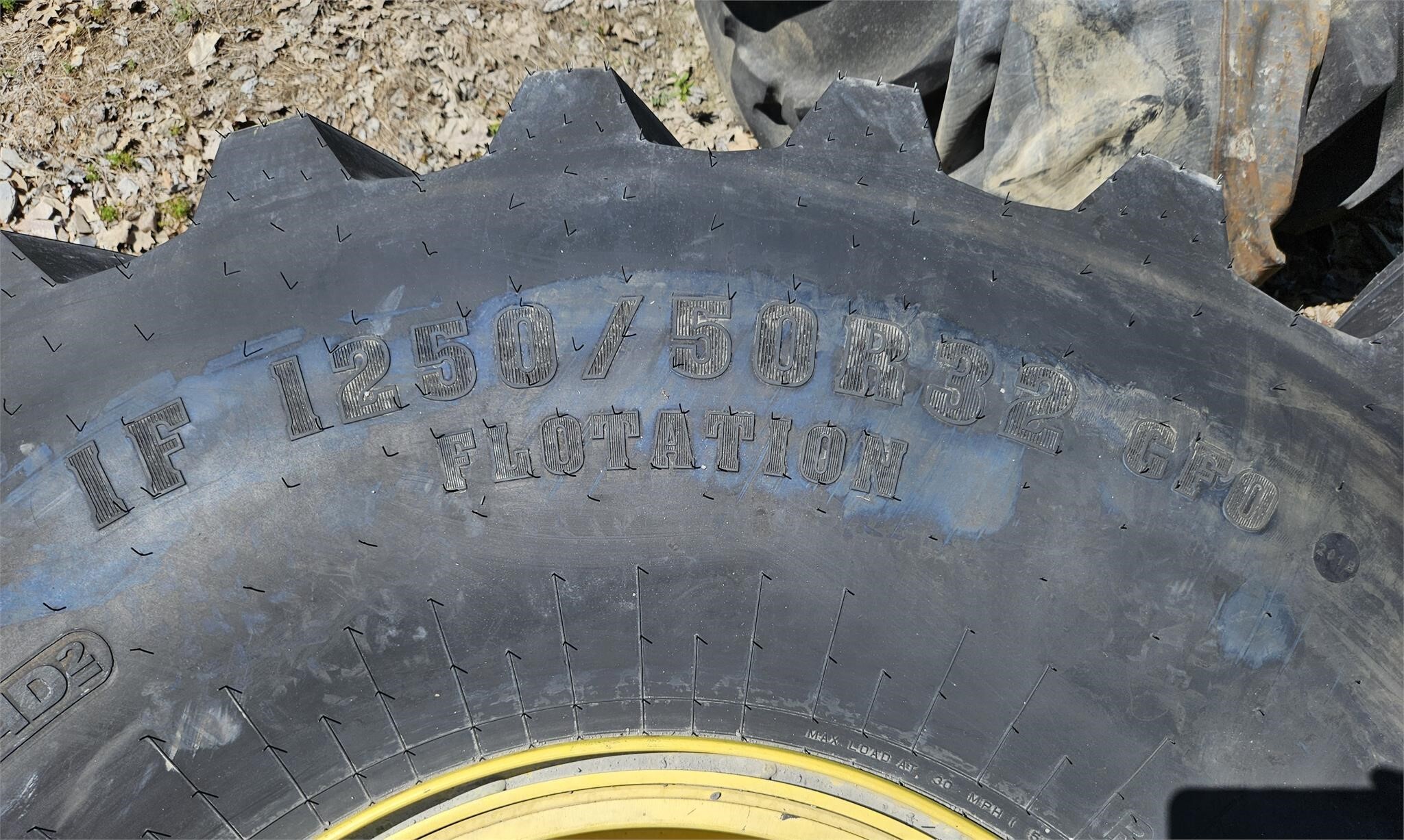  Firestone IF1250/50R32 Wheels / Tires / Track
