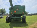 2017 John Deere S680 Combine