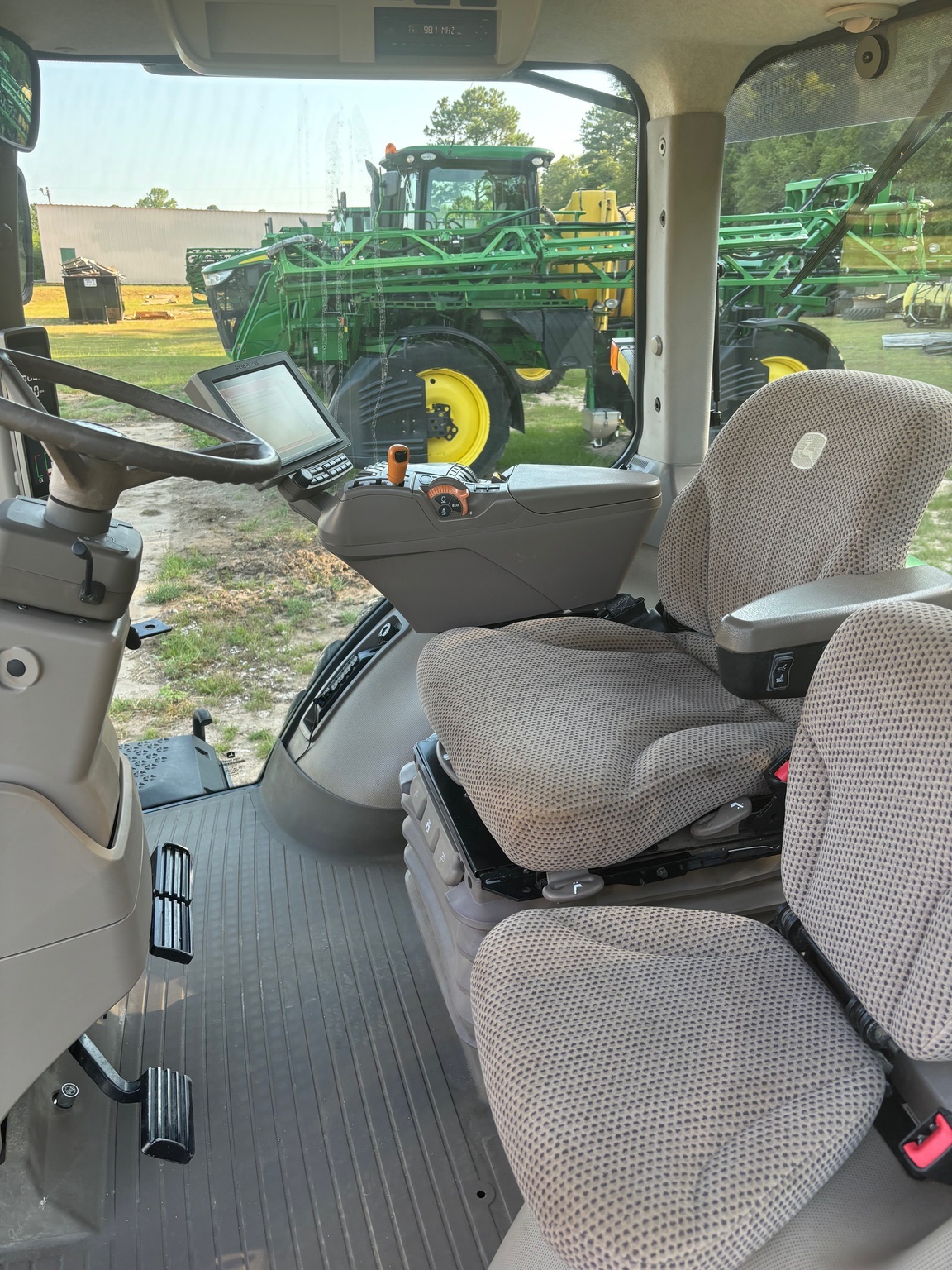 2018 John Deere 8400R Tractor