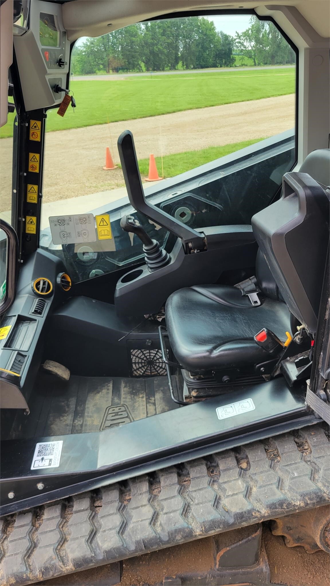 2022 JCB 2TS-7T Skid Steer