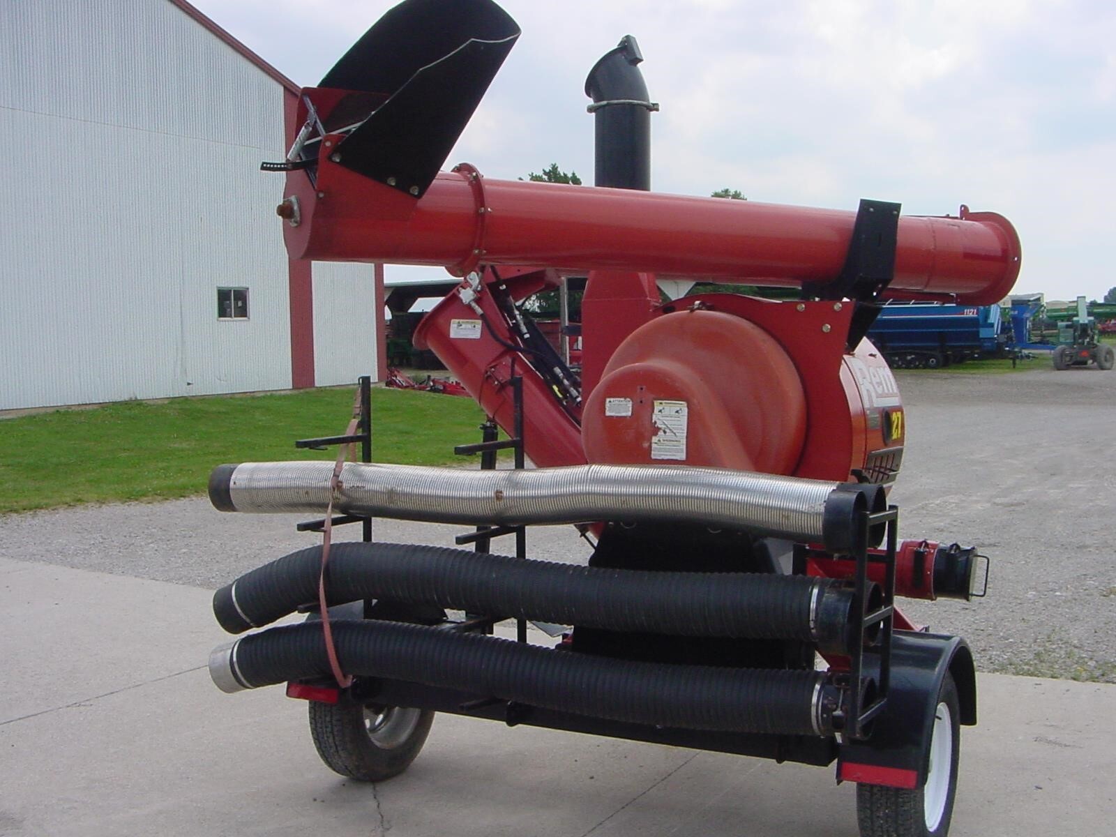 2009 Rem 2700 Grain Vac