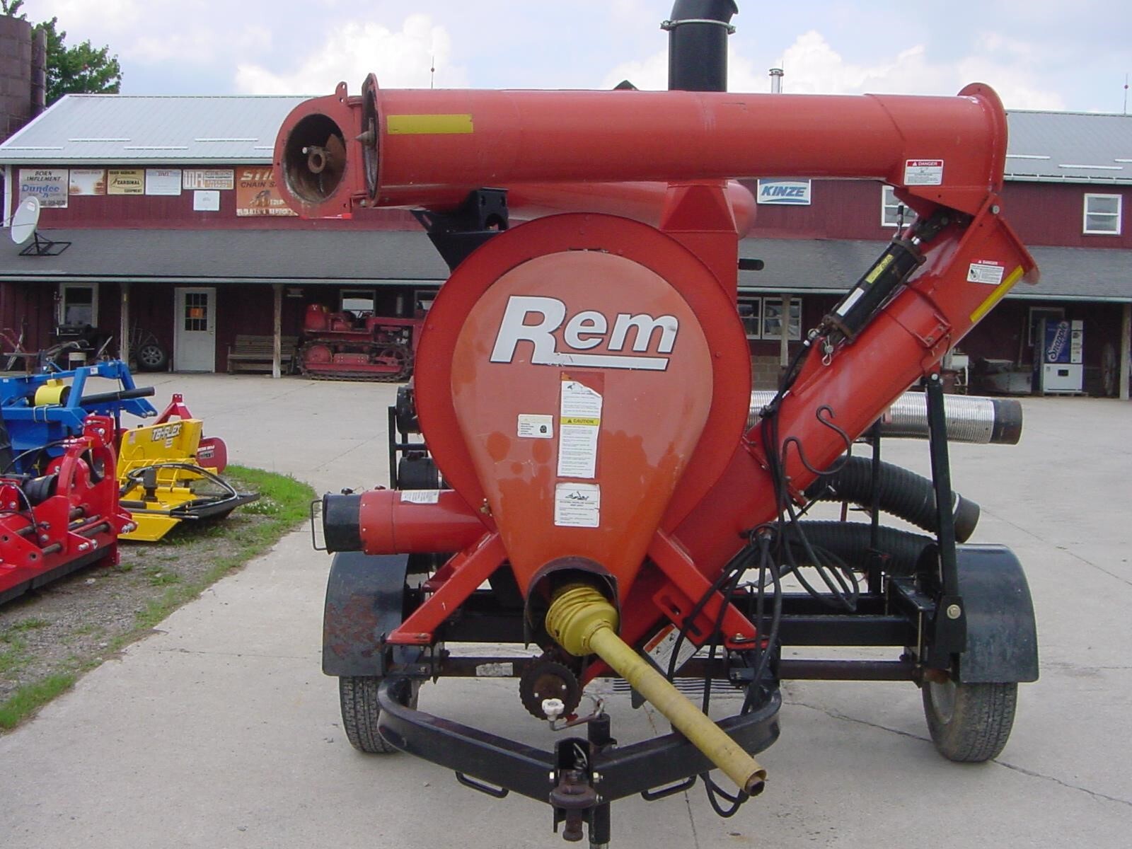 2009 Rem 2700 Grain Vac
