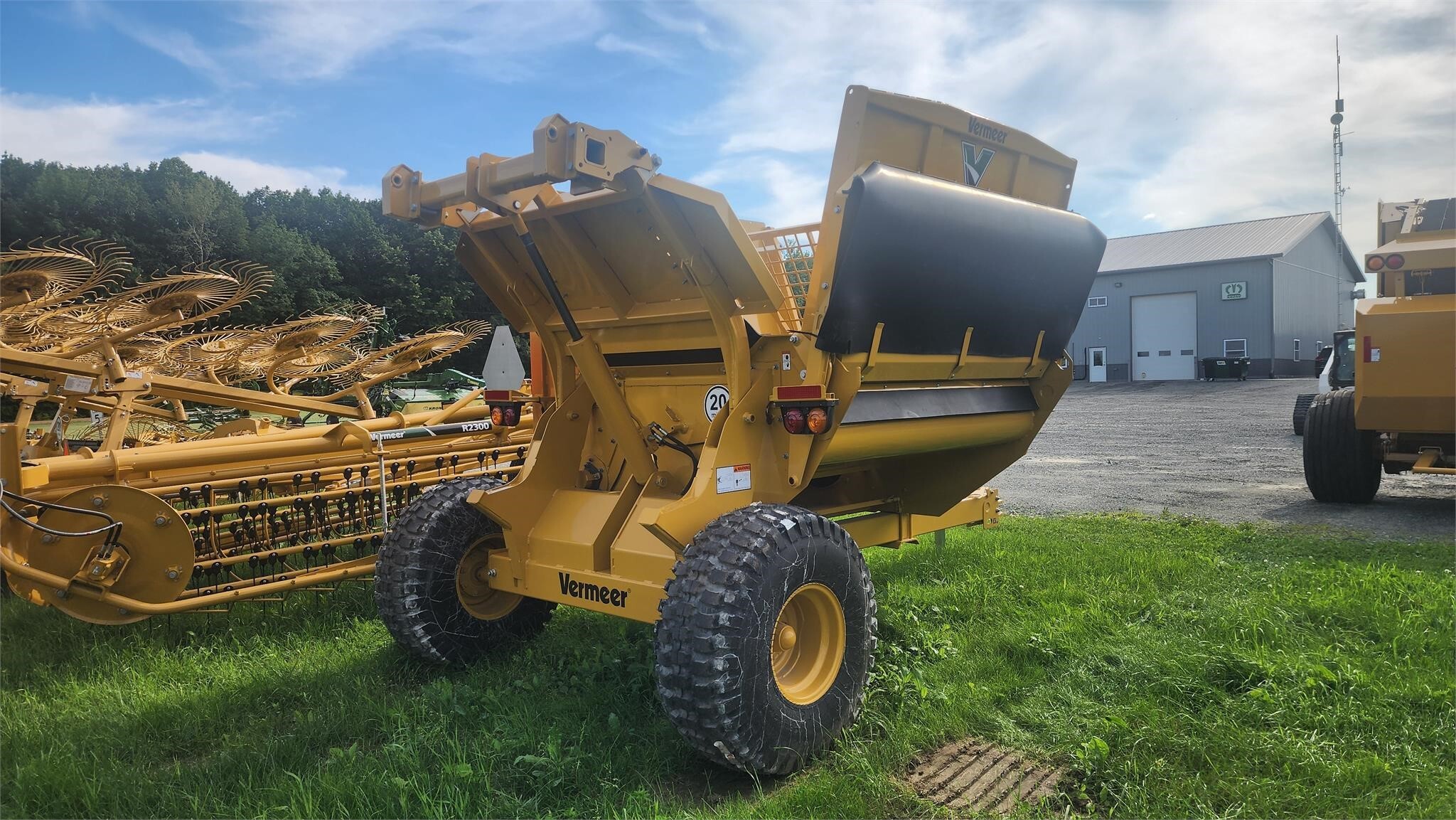 2024 Vermeer BPX9010 Bale Processor