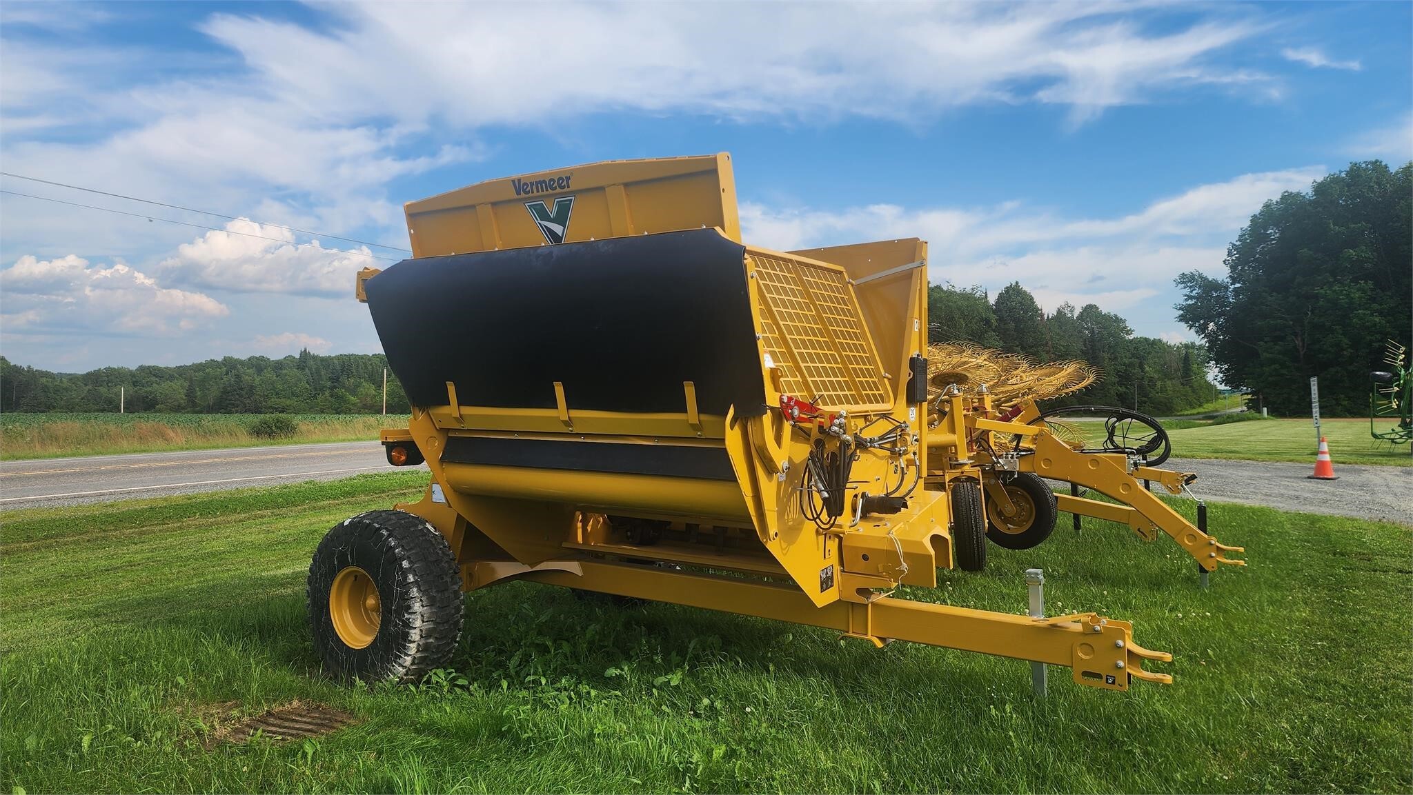 2024 Vermeer BPX9010 Bale Processor