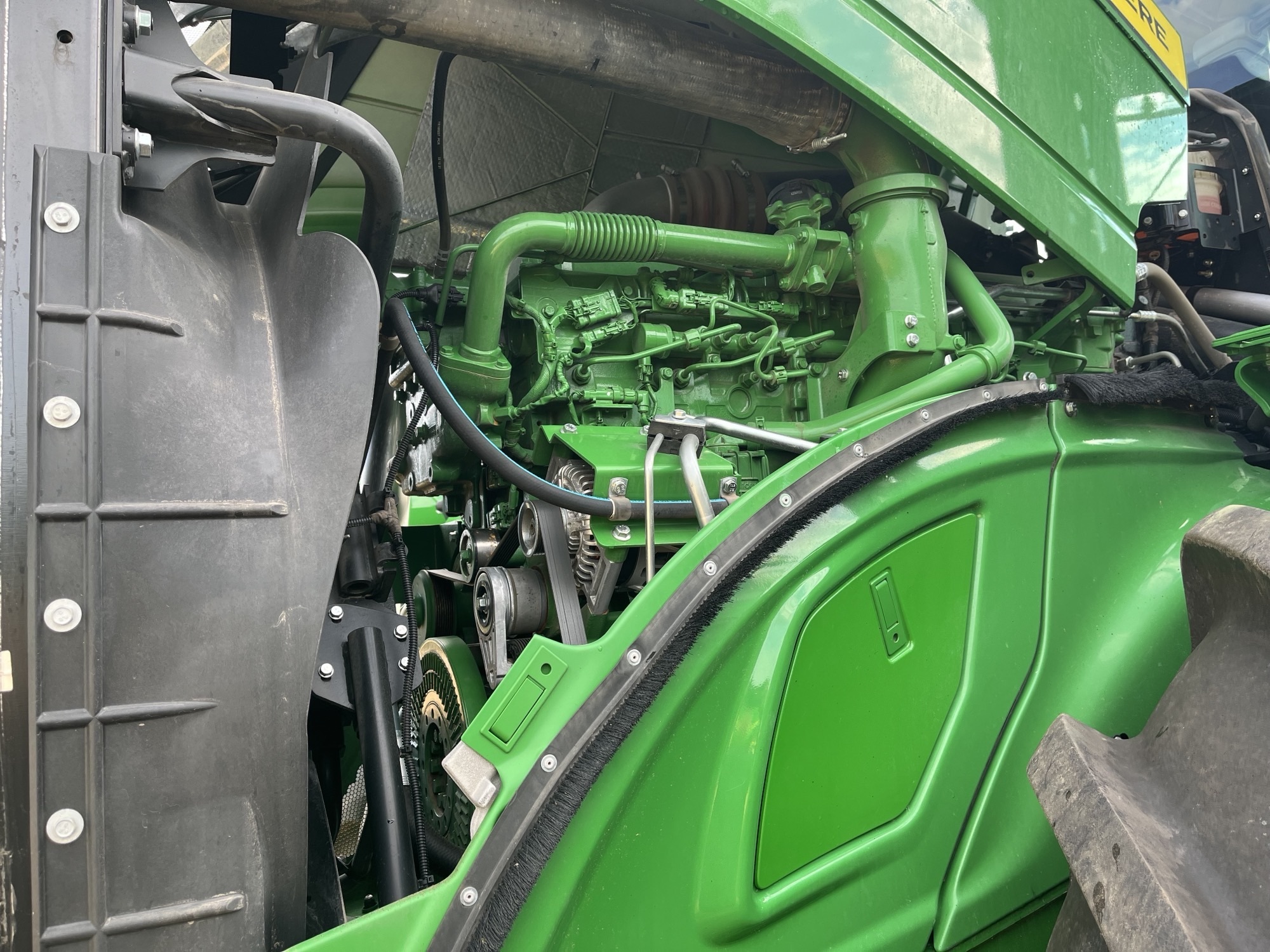2023 John Deere 9R 640 Tractor