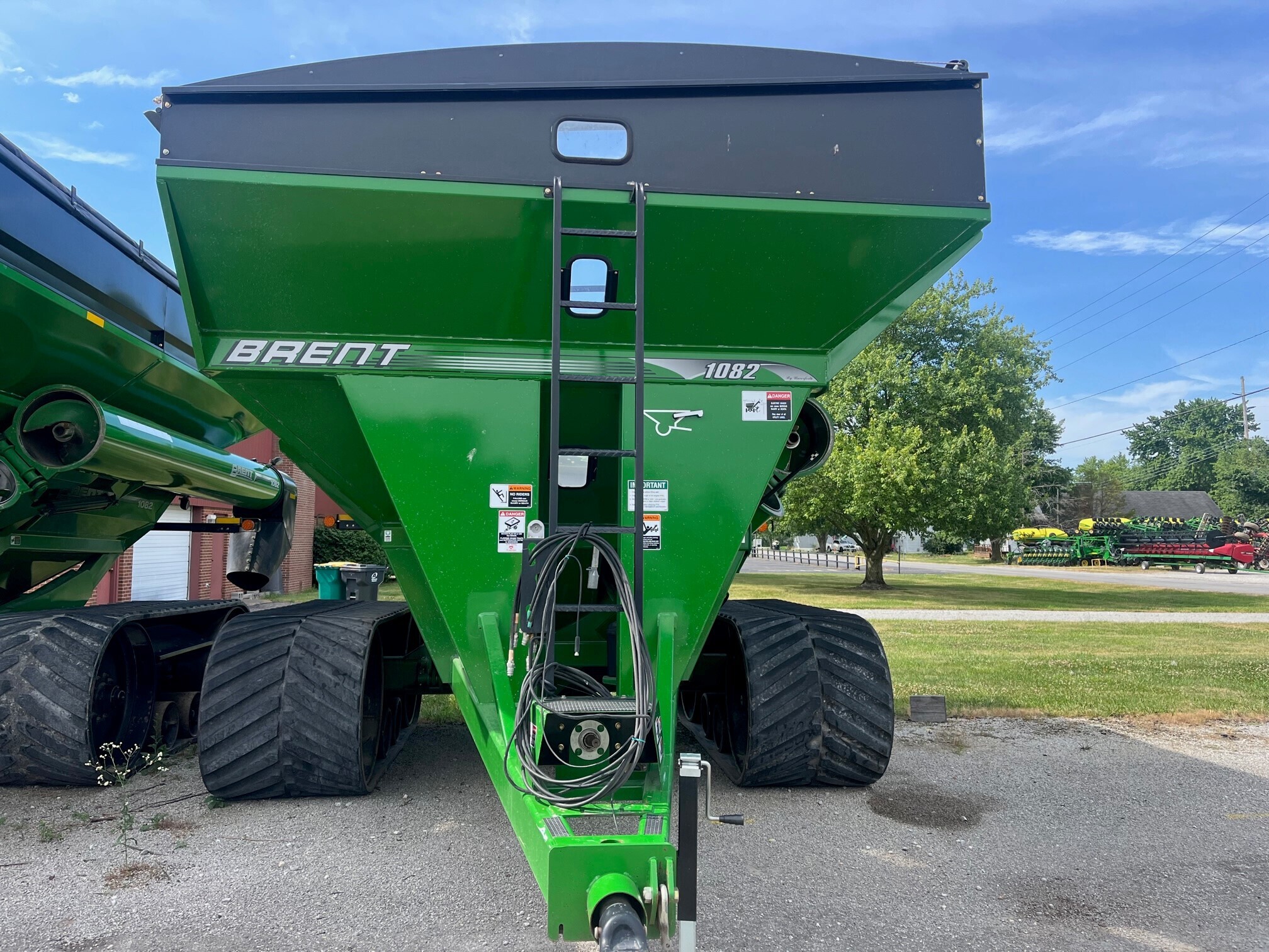 2012 Brent 1082 Grain Cart