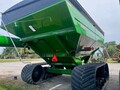 2012 Brent 1082 Grain Cart
