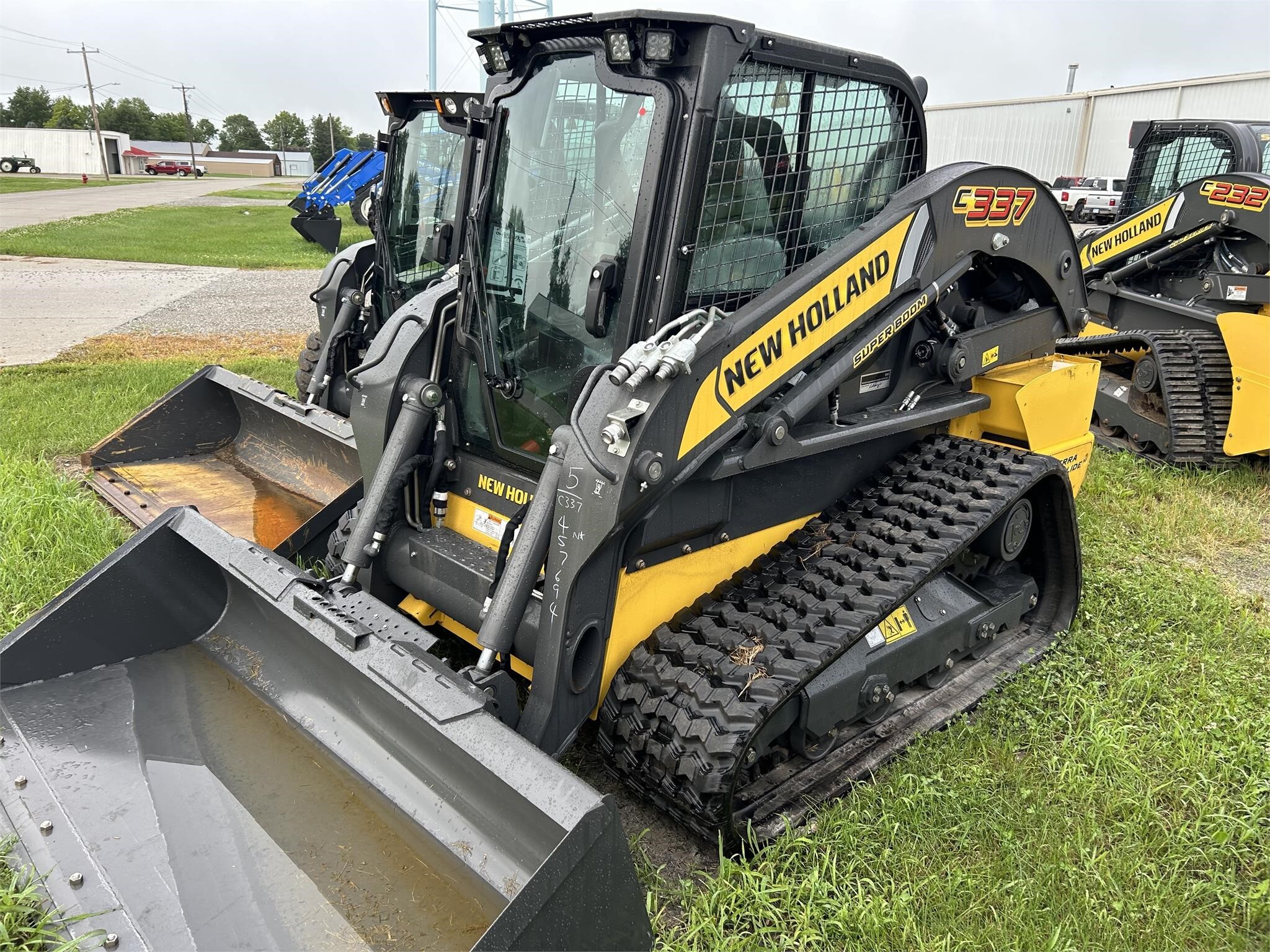 2024 New Holland C337 Skid Steer