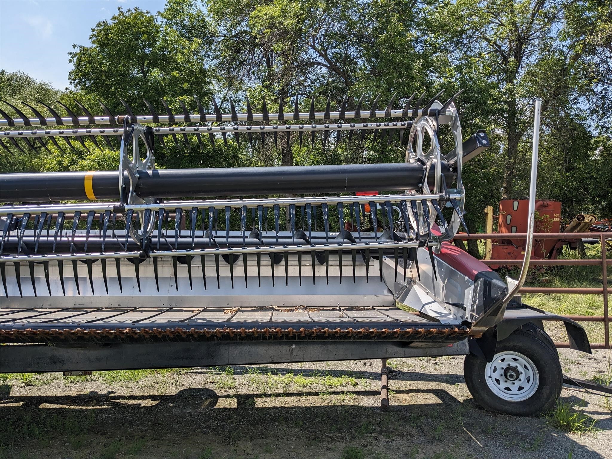 2023 MacDon FD245 Platform
