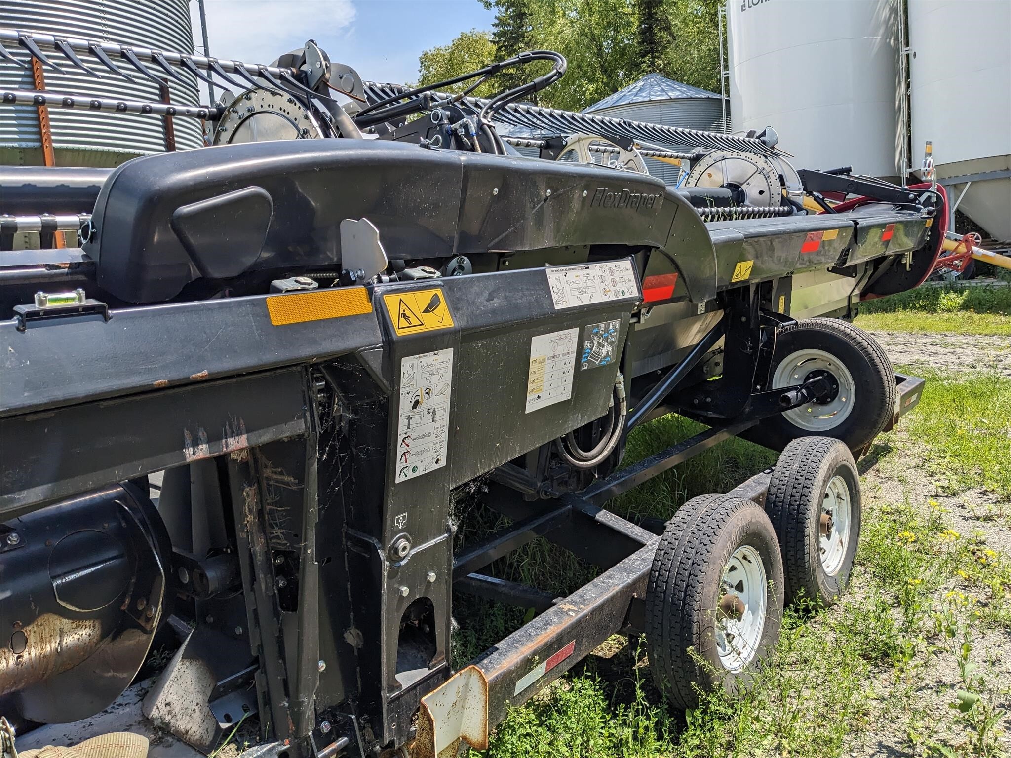 2023 MacDon FD245 Platform
