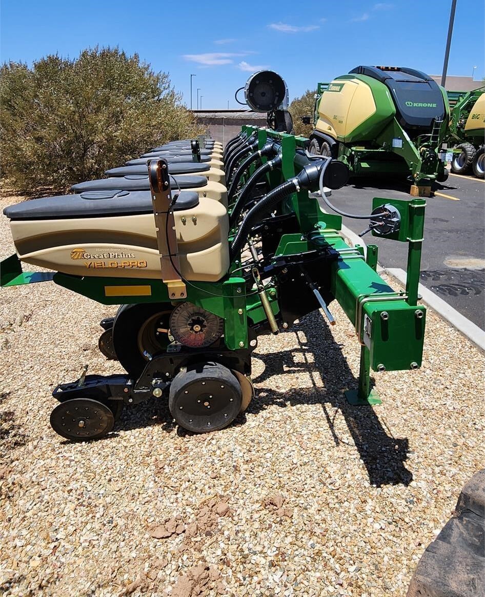 2023 Great Plains YP825A3P Planter