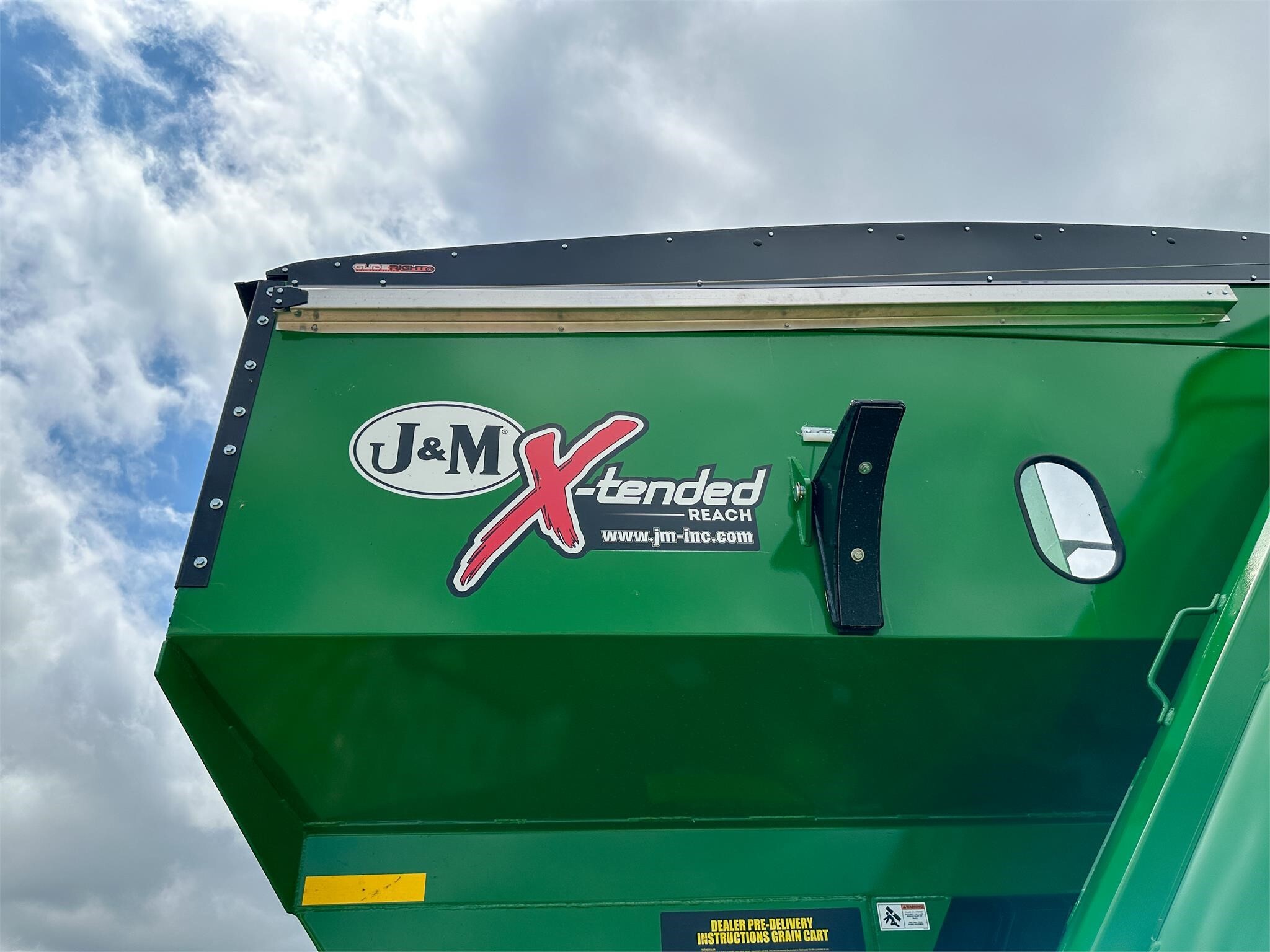 2026 J&M 1312-20S Grain Cart