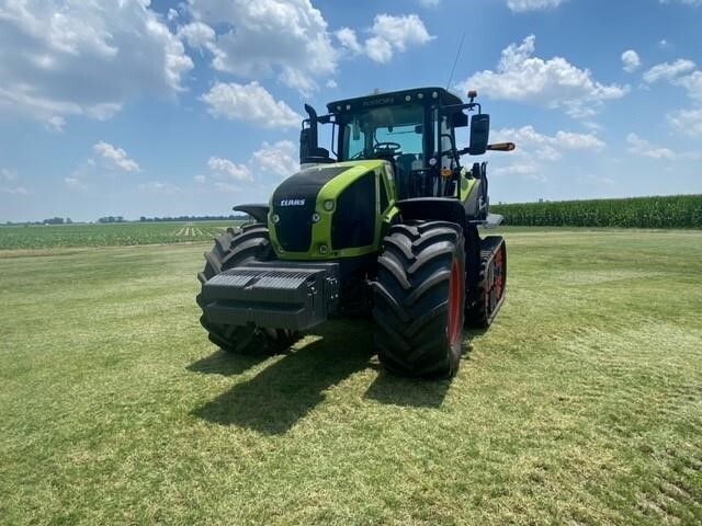 2023 Claas AXION 930TT Tractor