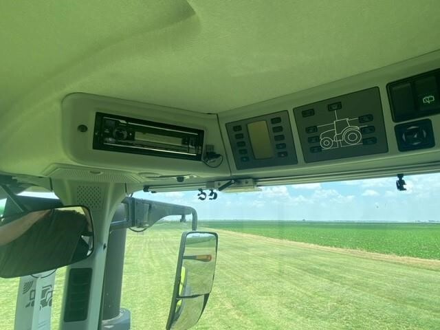 2023 Claas AXION 930TT Tractor