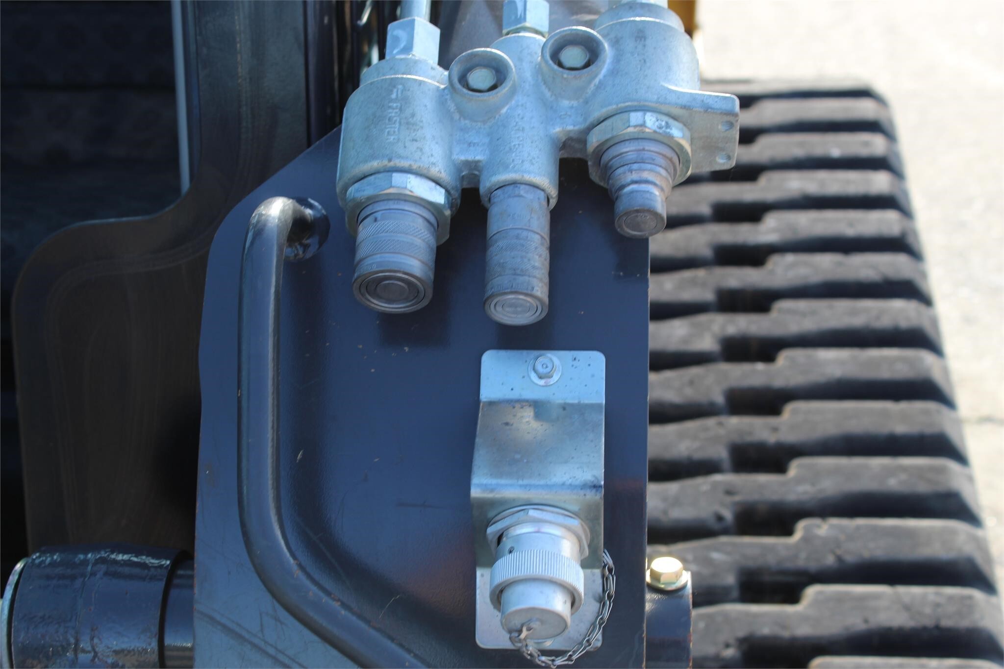 2017 New Holland C232 Skid Steer