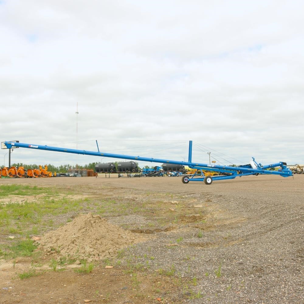 2026 Brandt 1390HP+ Augers and Conveyor